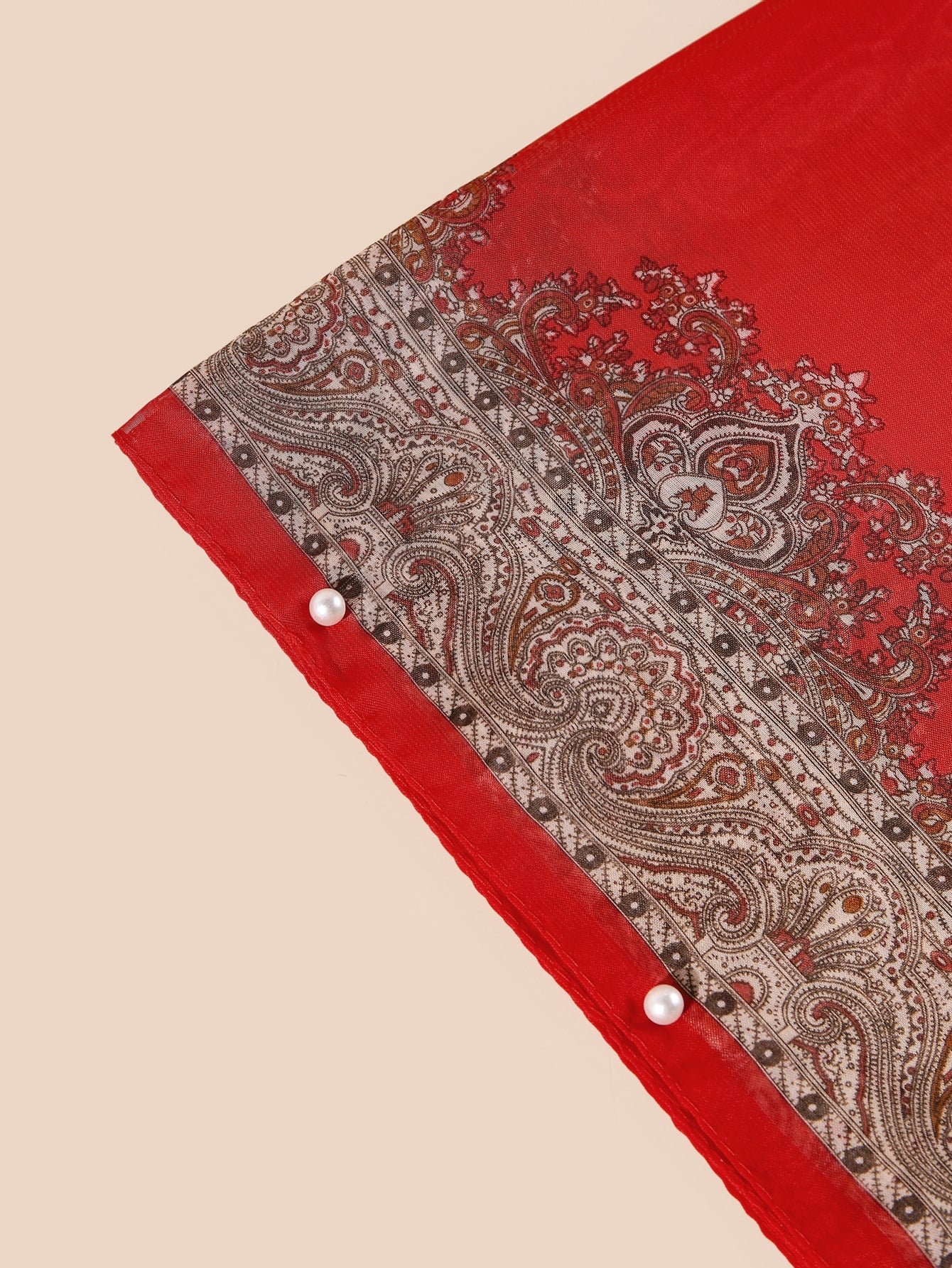 شالات نسائية