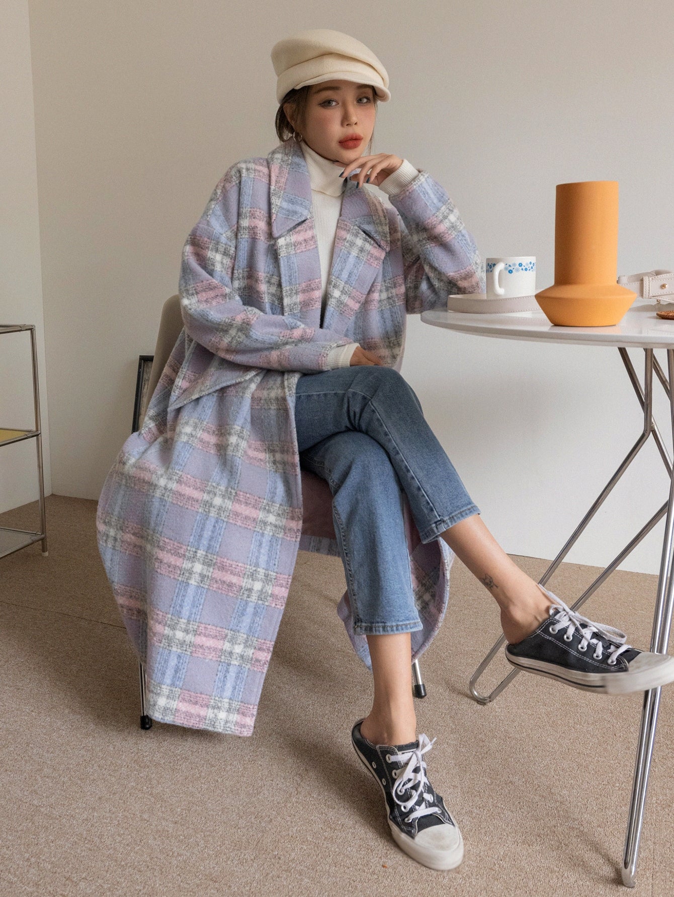 معطف بالياقة ذات المخططات وزر منفرد