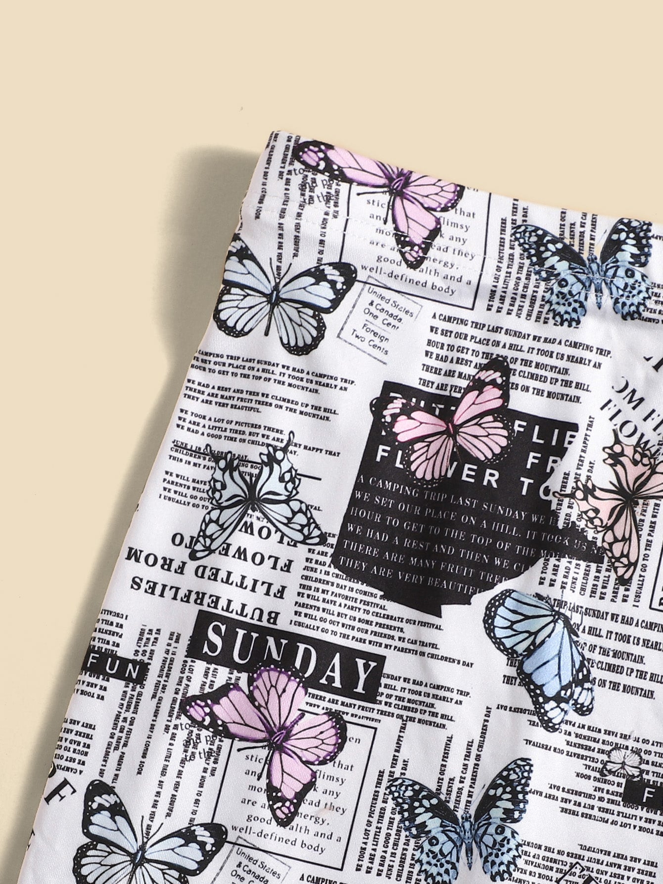 تنورة بنات صغيرات سهلة للإرتداء بطبعة فراشة مناسبة لأجواء الصيف