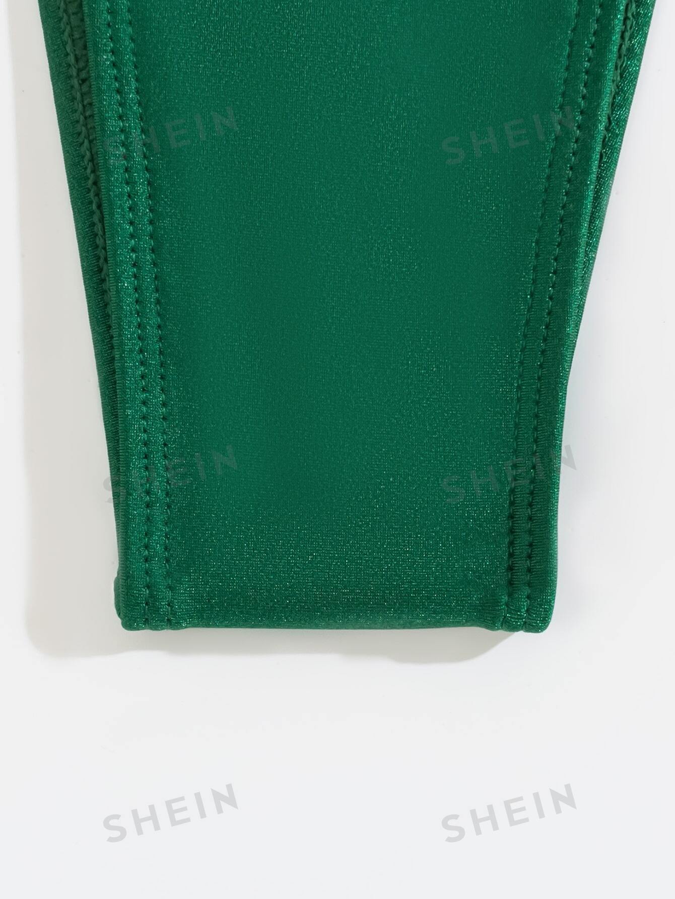 أطقم بيكيني نسائية