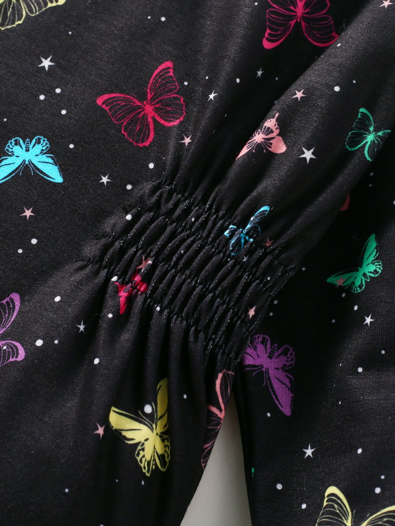 سويت شيرتات للفتيات الصغيرات