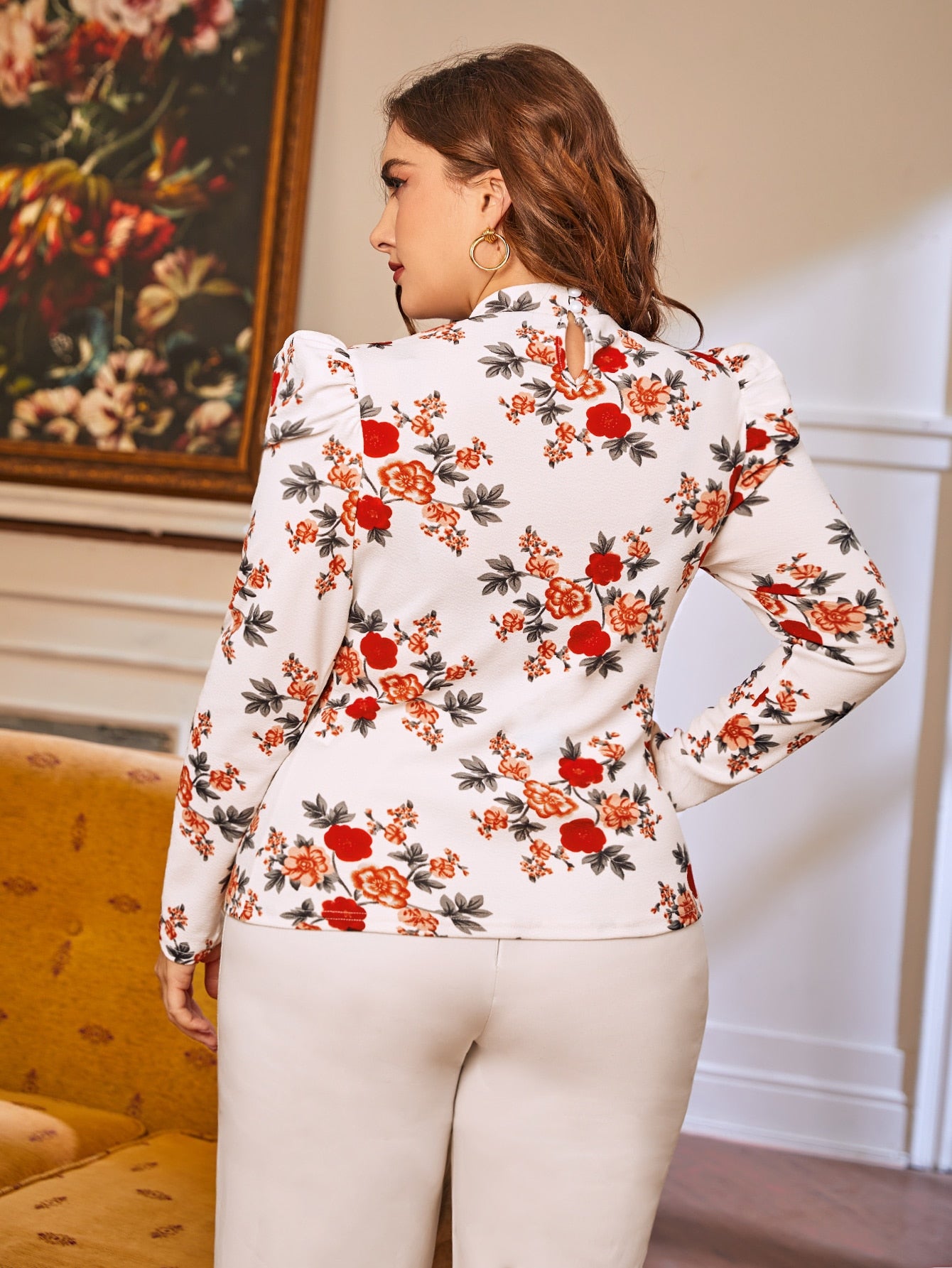 مقاس كبير لباس علوي طباعة الأزهار ياقة مستديرة اكمام شكل ساق الضأن