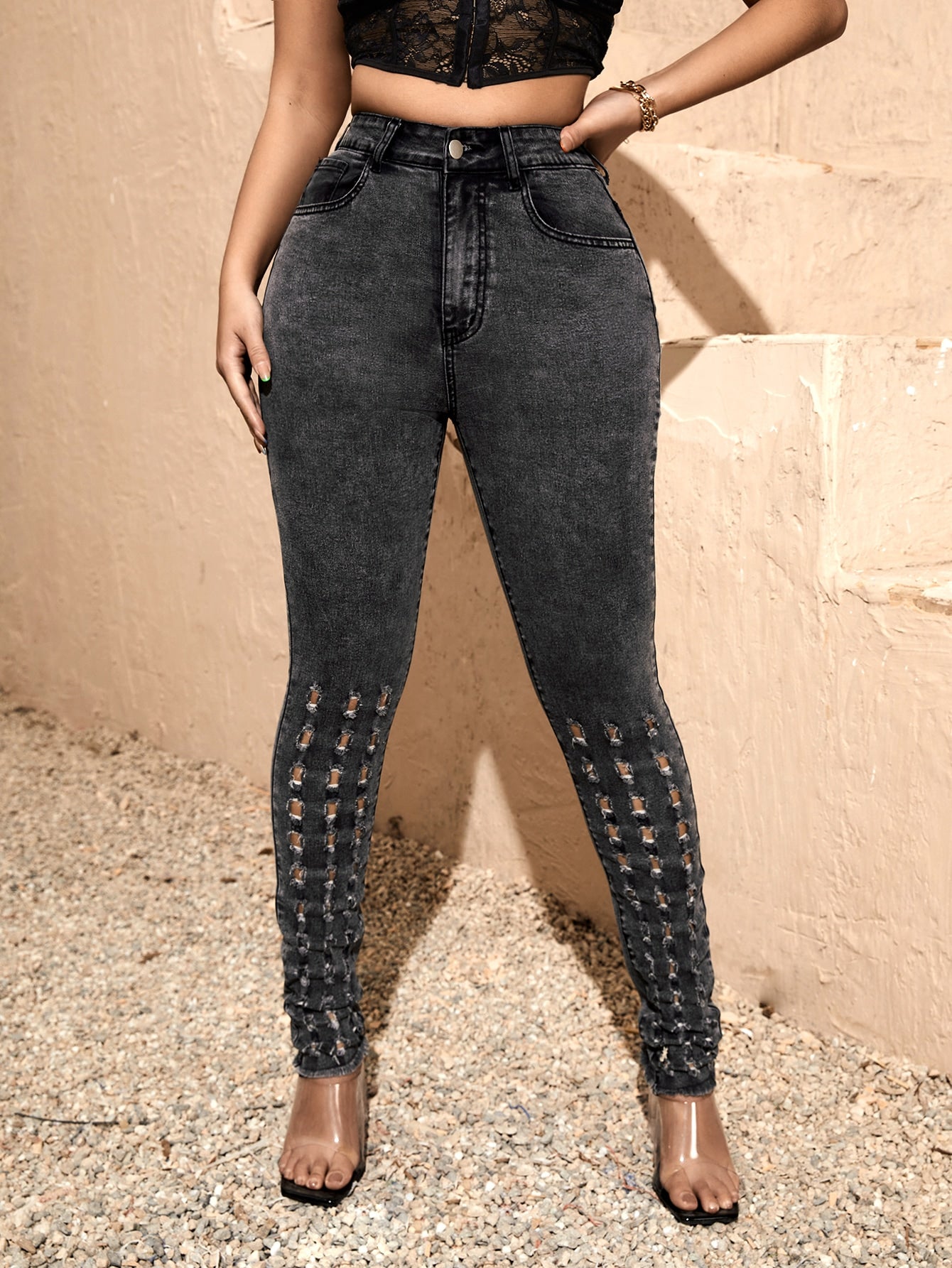 بنطلون جينز نحيل بتفاصيل مقصوص حافة خام