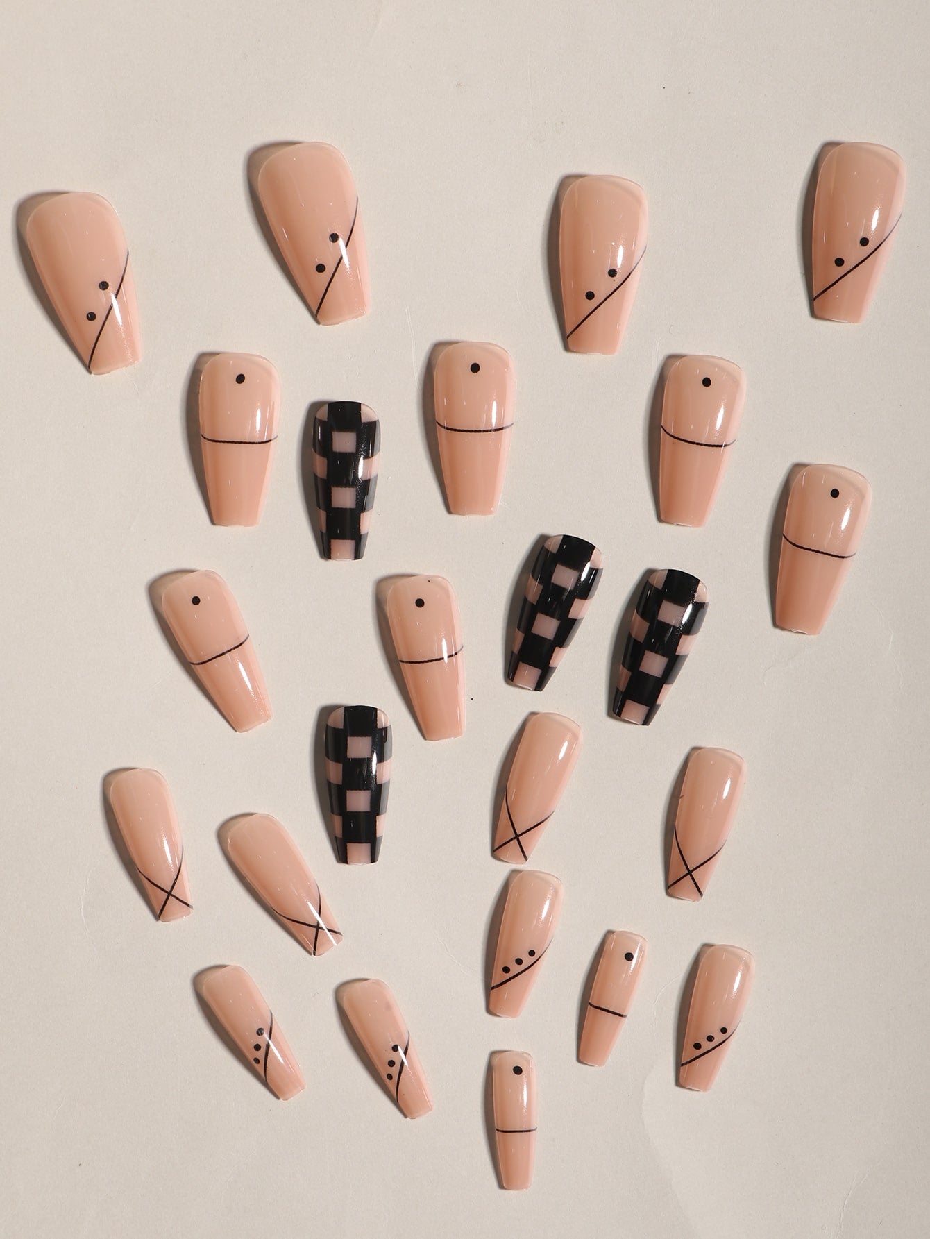 اظافر اصطناعي مبرد