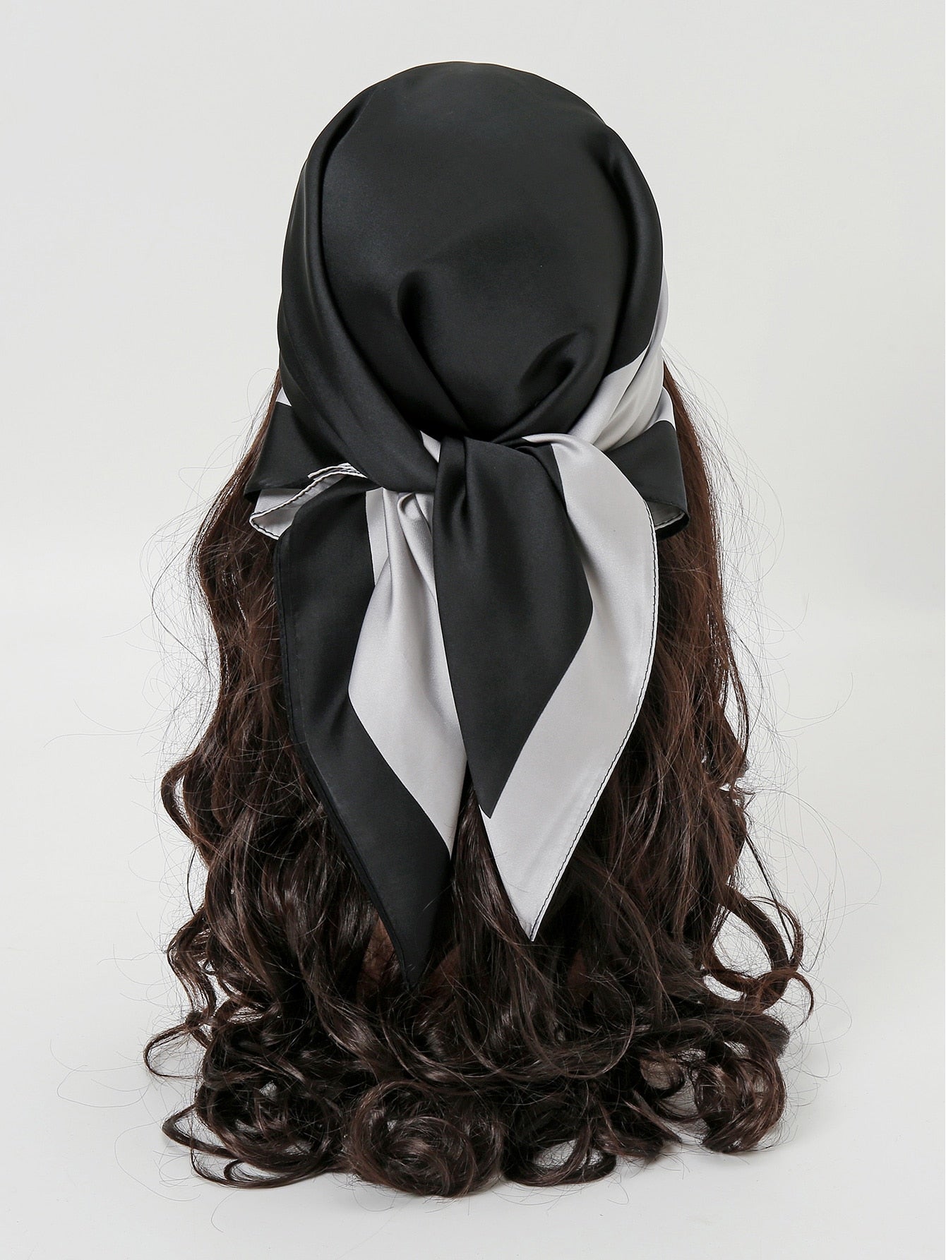 قطعة واحدة من وشاح الرأس الساتان ذو اللونين للنساء - قبعة كيميائية ناعمة، وشاح للرأس، وقبعة حجاب، وباندانا باندانا، وعصابة شعر