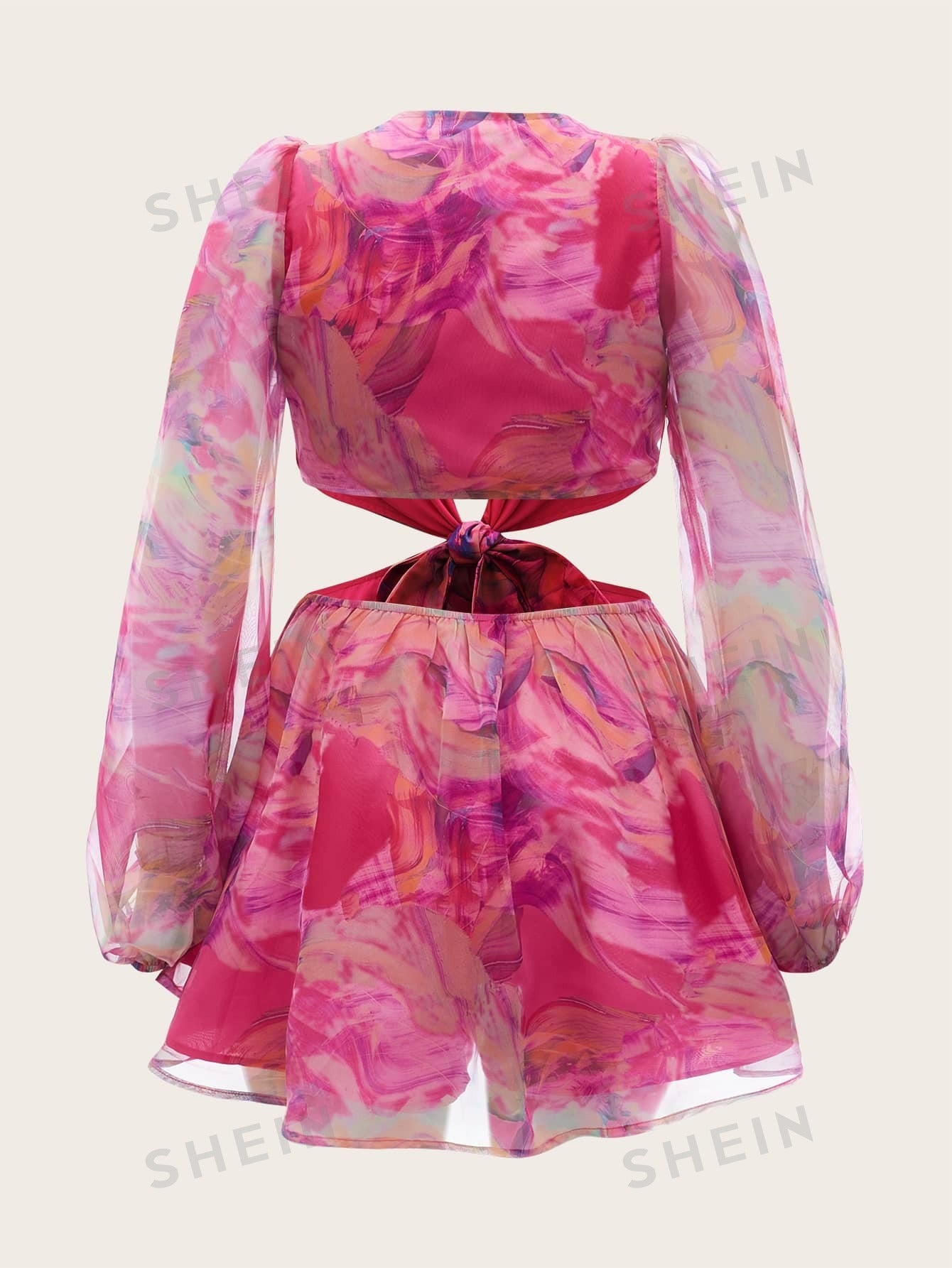 رامبر بطبعات ورود واسع الأكمام مع رباط عنق على شكل V وفتحة قص على الخصر وهو تصميم صيفي من قماش الشيفون باللون الأحمر المناسب للشاطئ