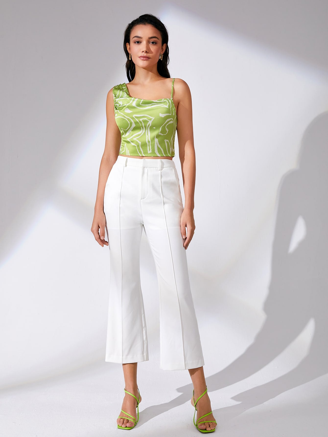 لباس علوي قصير طباعة شامل ياقة مطوية