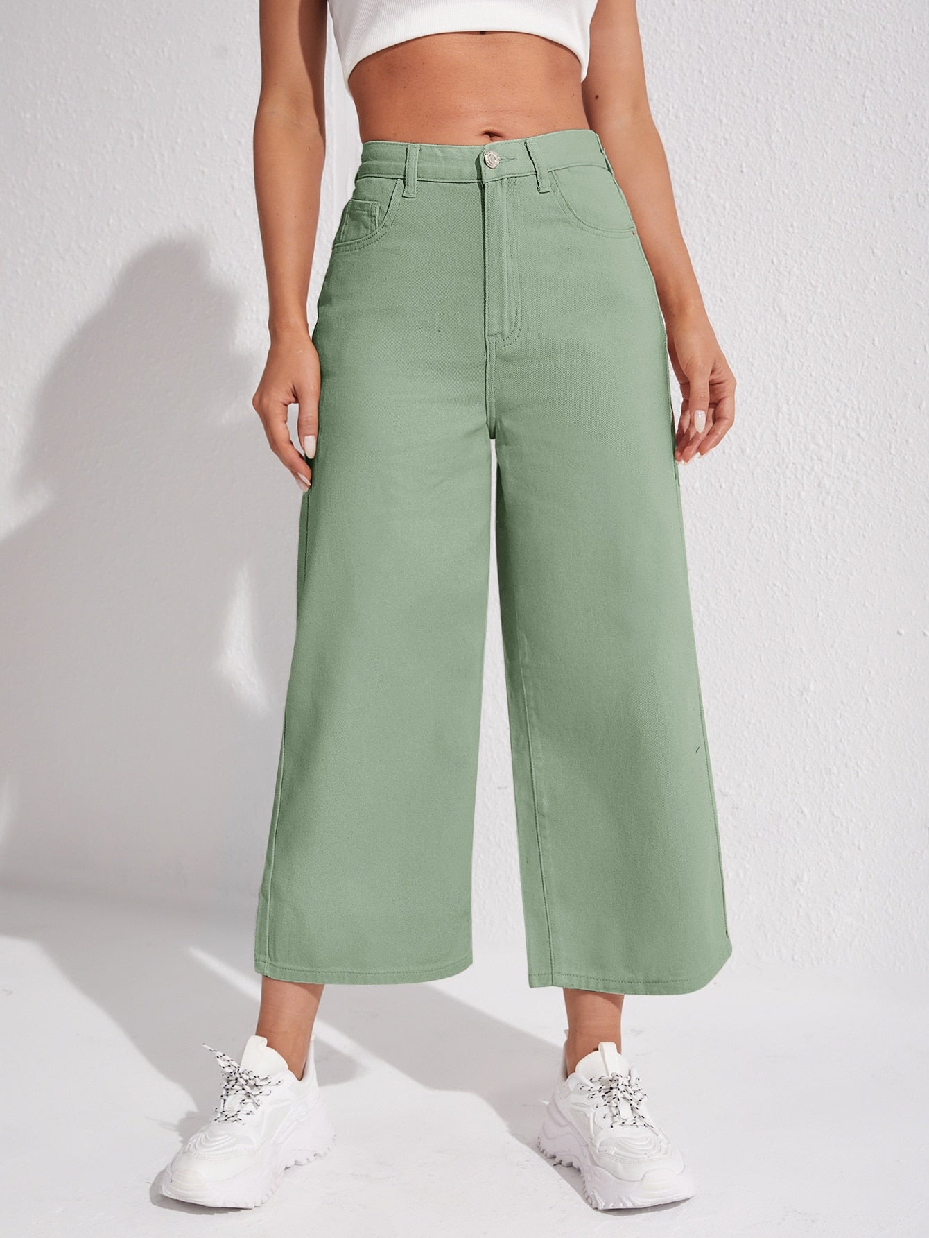 بنطلون جينز ساق عريضة مقصوص