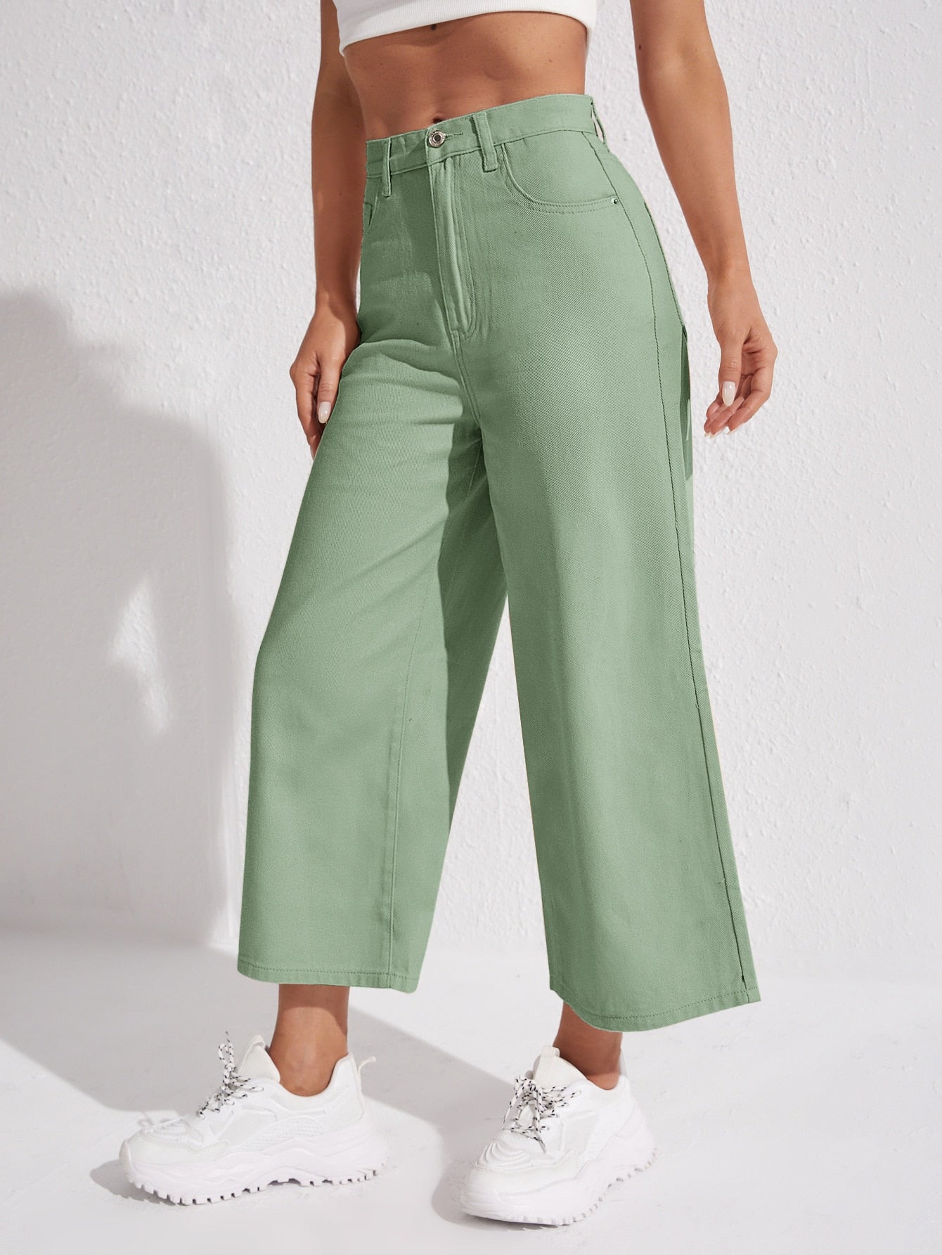 بنطلون جينز ساق عريضة مقصوص