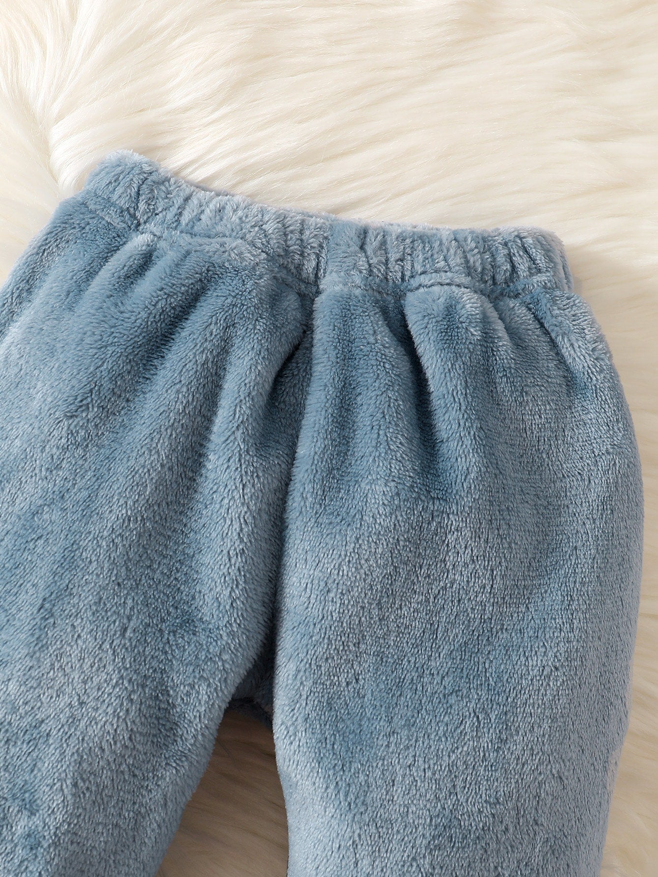 أطقم للأطفال الأولاد