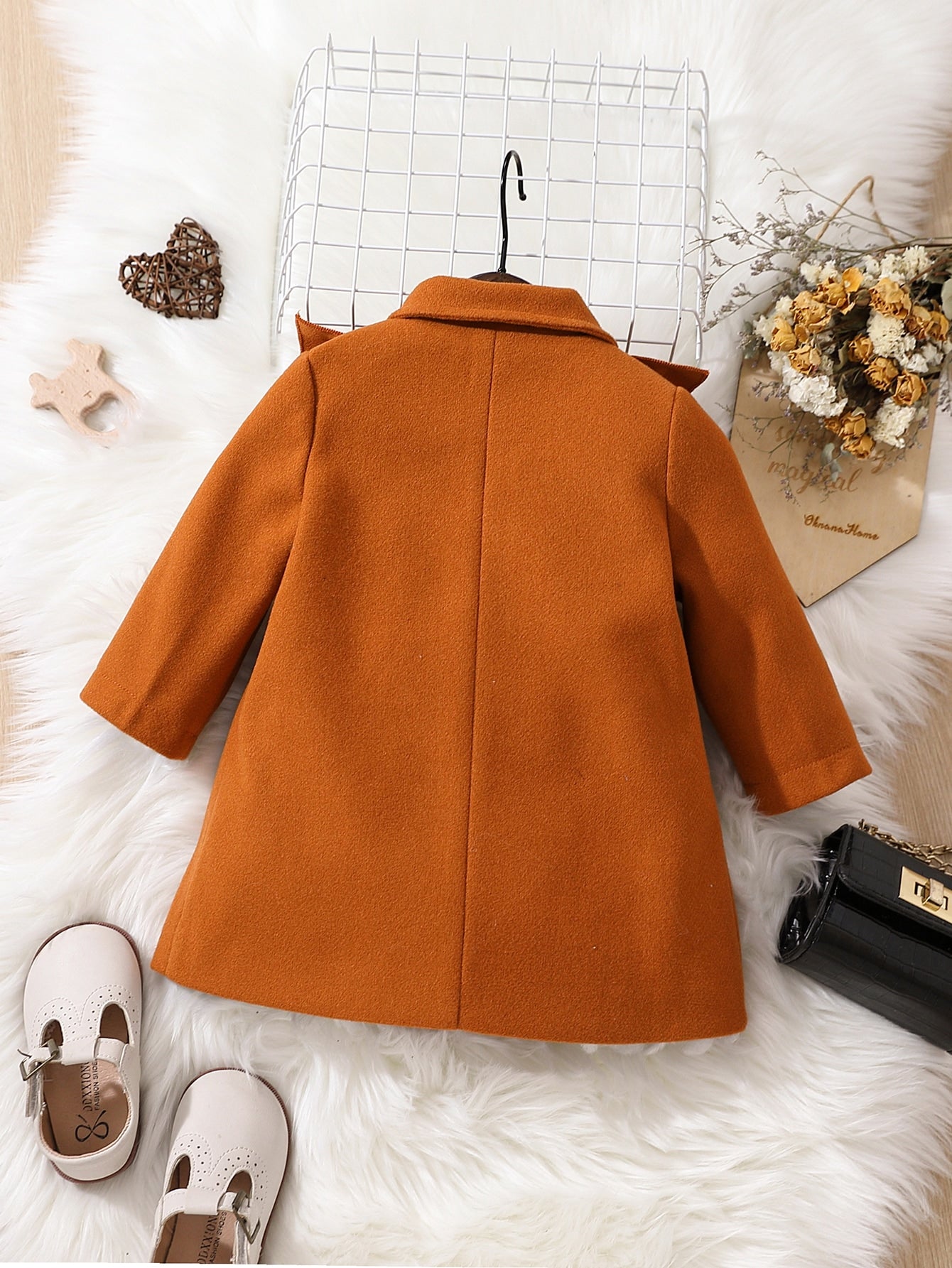 معطف صف ازرار مزدوجة مقلم بكشكش للاطفال