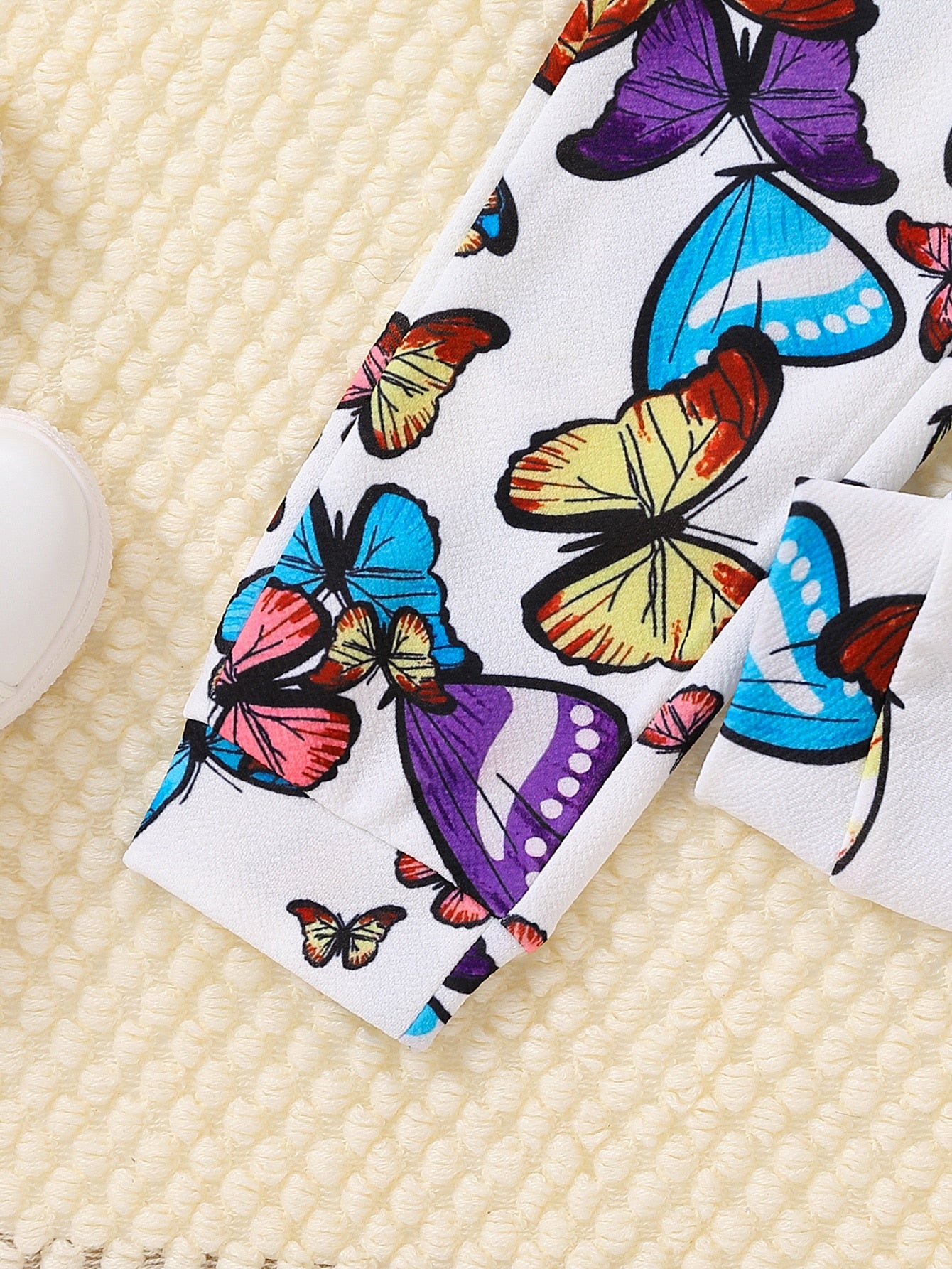 هودي رياضي شامل بطباعة الفراشة للبنات الصغار