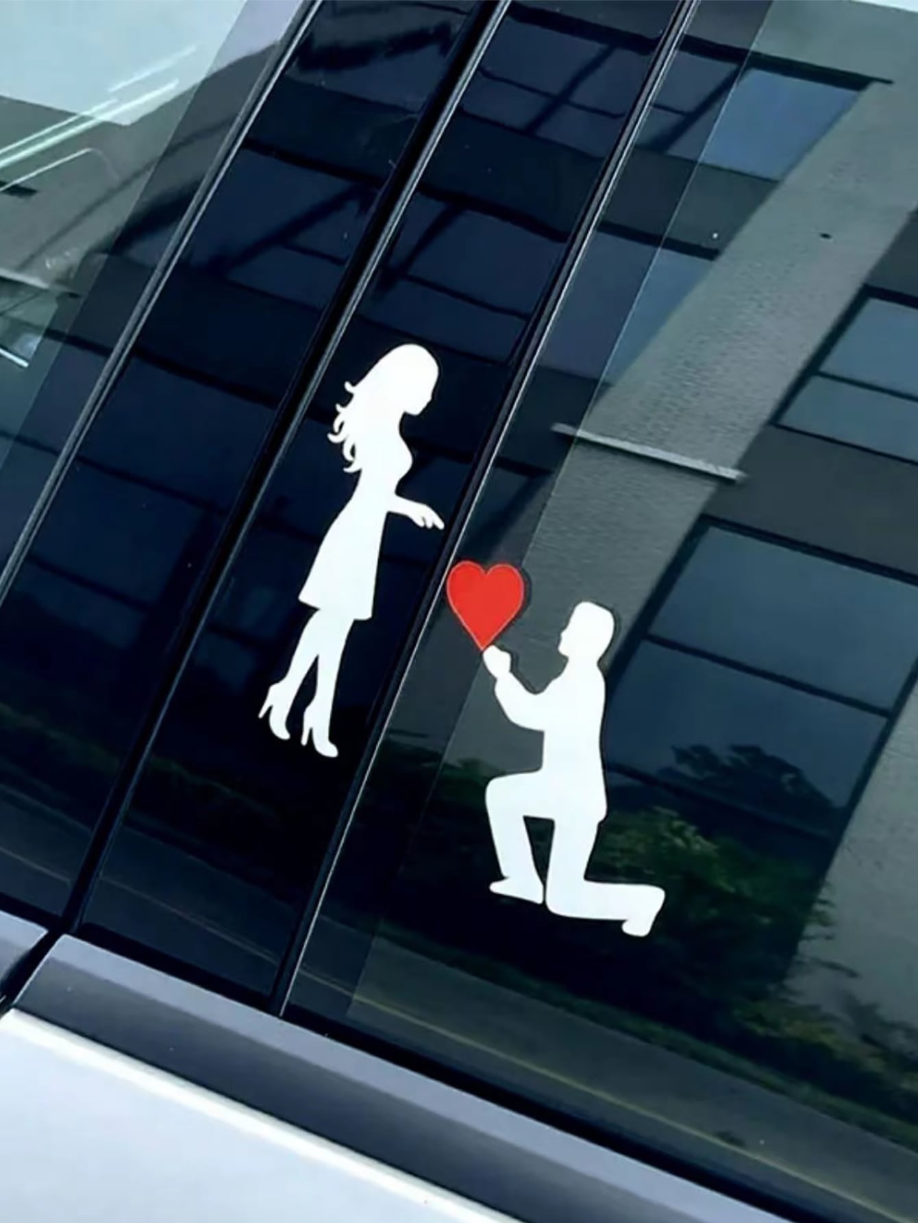 ملصقات خارجية