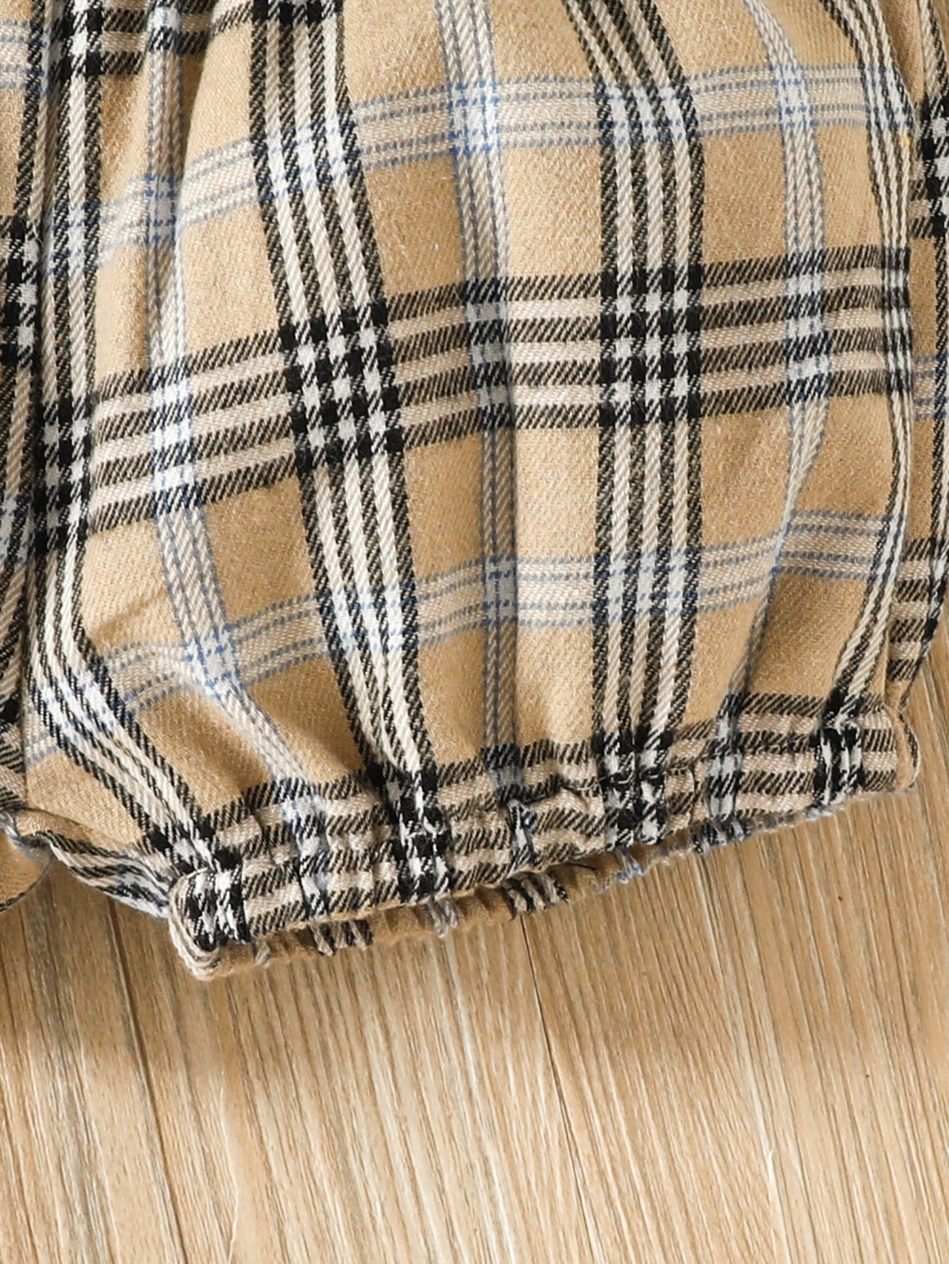 للاولاد الاطفال مربعات ملونة عقدة الفراشة أمامية بوديسوت & بنطلون قصير