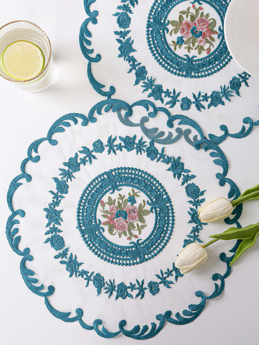 1 قطعة / 4 قطع من أطباق الطاولة المطرزة بالزهور والدانتيل المدور