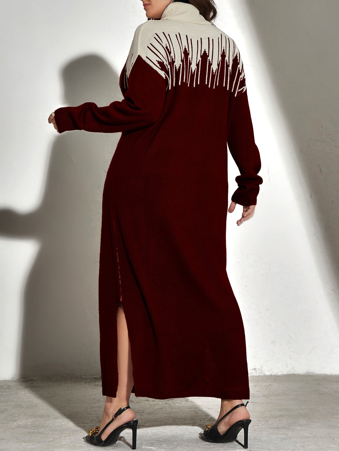 فستان صوفي لونين ياقة دائري