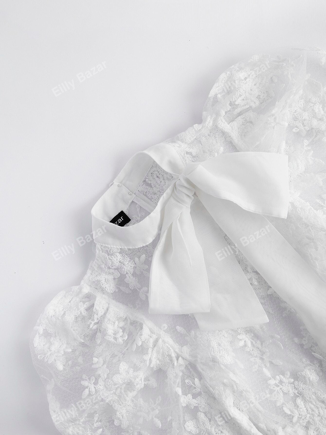 لباس علوي شبكي مطرز بربطة عنق