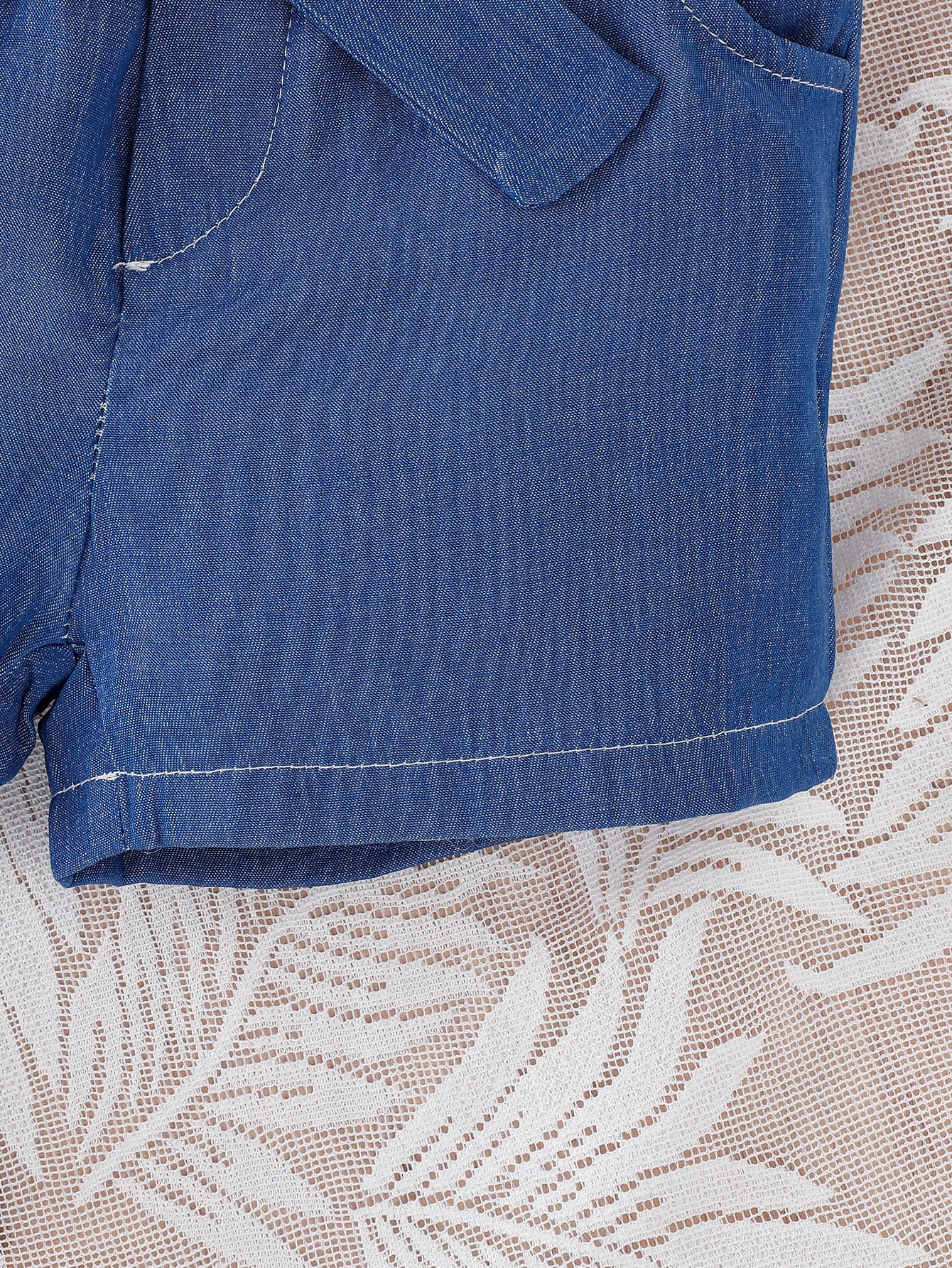 أطقم للأطفال البنات