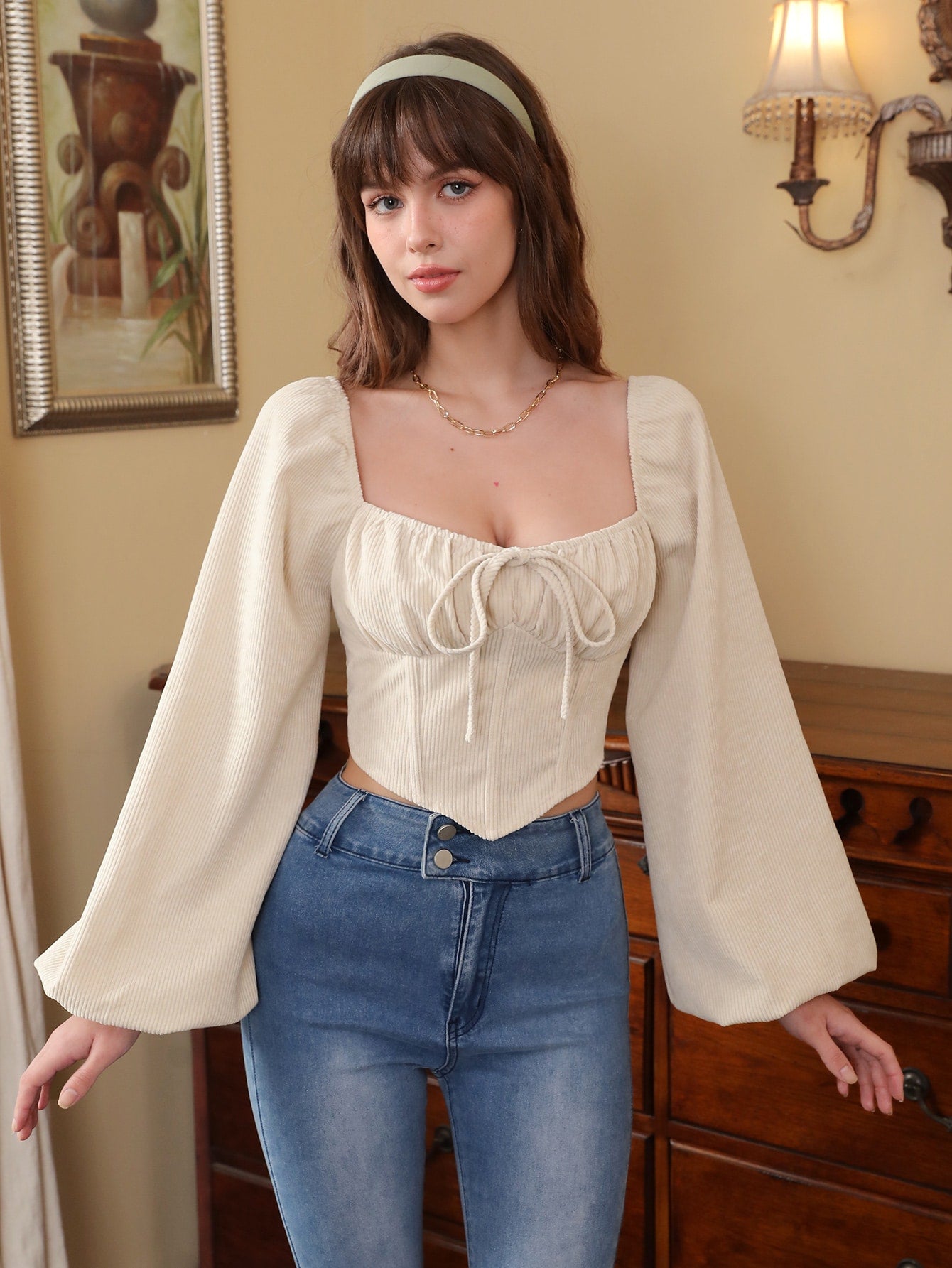 بلوزة قصيرة معقود من الأمام أكمام فانوس هافة باندانا