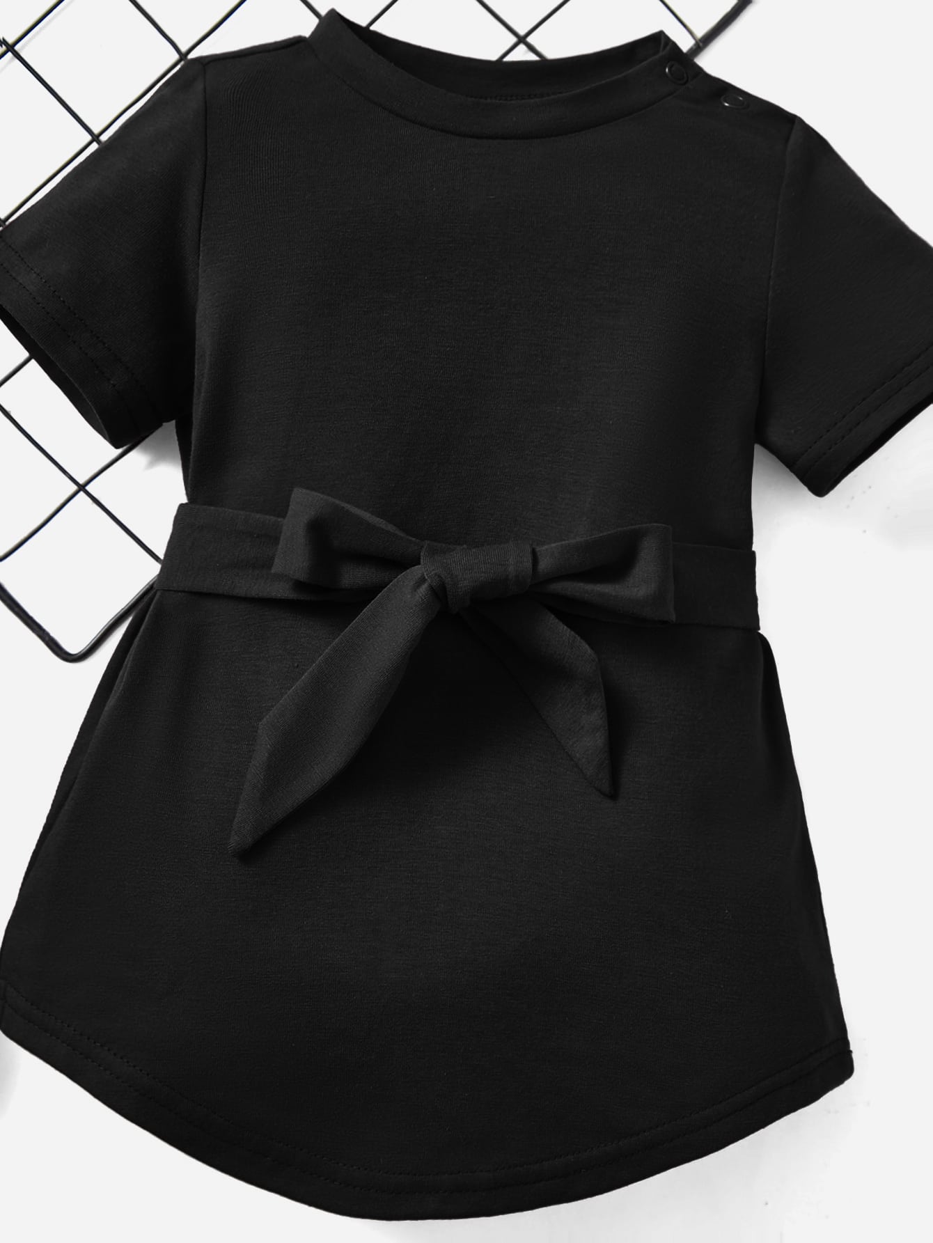 فستان بحزام حافة منحنية للاطفال