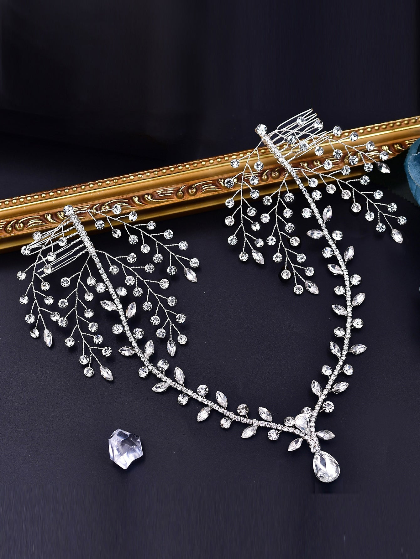 أغطية رأس الزفاف