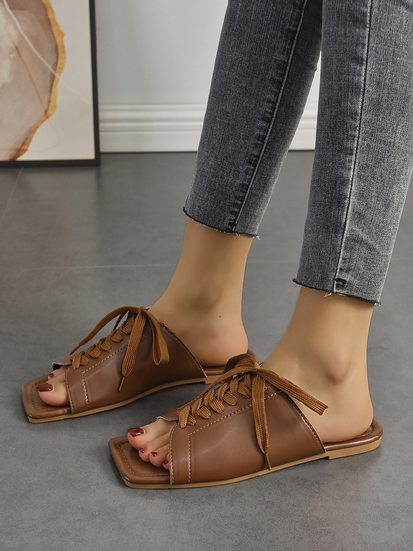 صنادل مسطحة نسائية