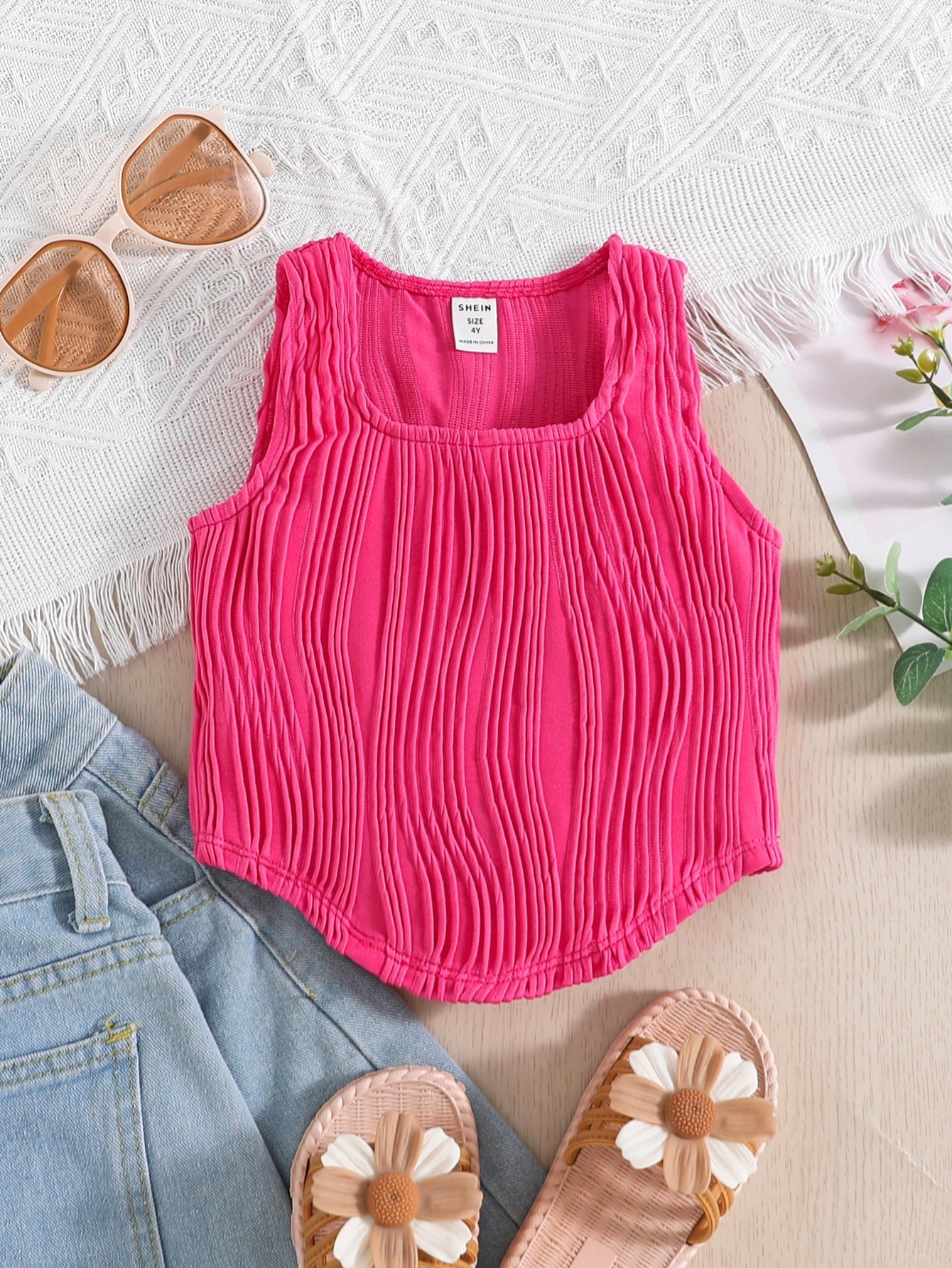 لباس علوي تانك ياقة مربع حافة منحنية بنت طفل