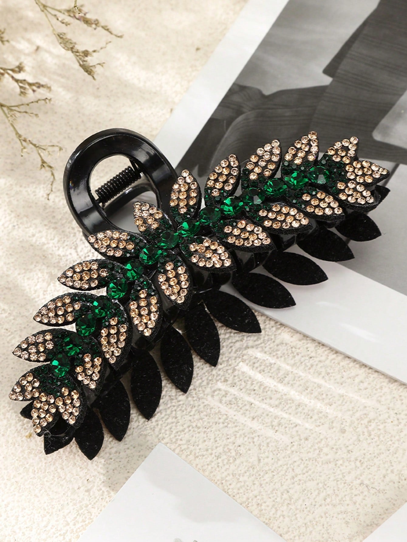 شعر نسائي فاخر كبير مزين بالراينستون للإطلالة البوهيمية