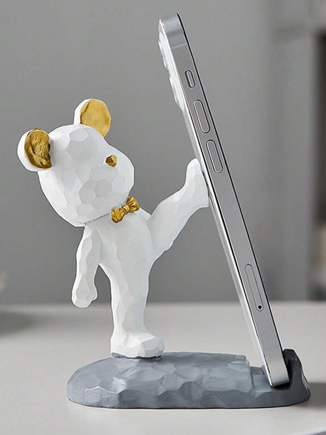 حامل موبايل كلب تصميم