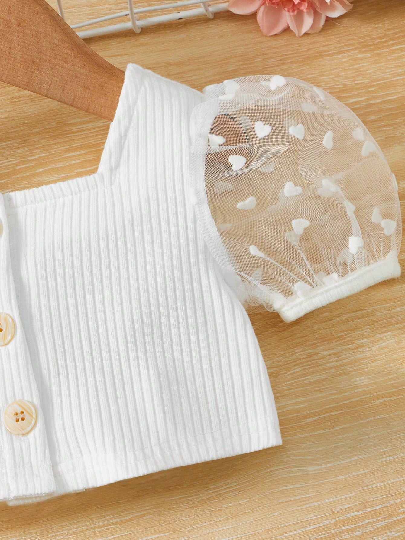 للاطفال متباين قلب شبكة اكمام منتفخة تي شيرت و عقدة الفراشة أمامية بنطلون قصير