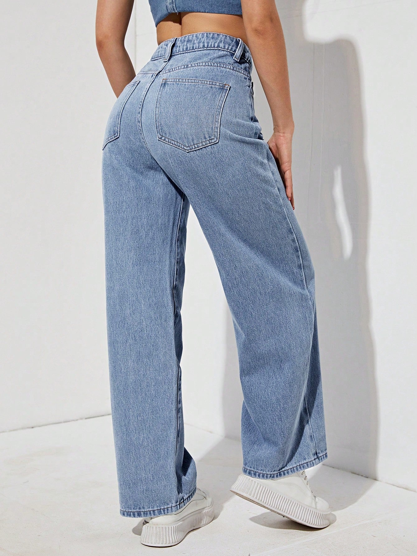 بنطلون جينز موحدة اللون خصر عالي ساق عريضة