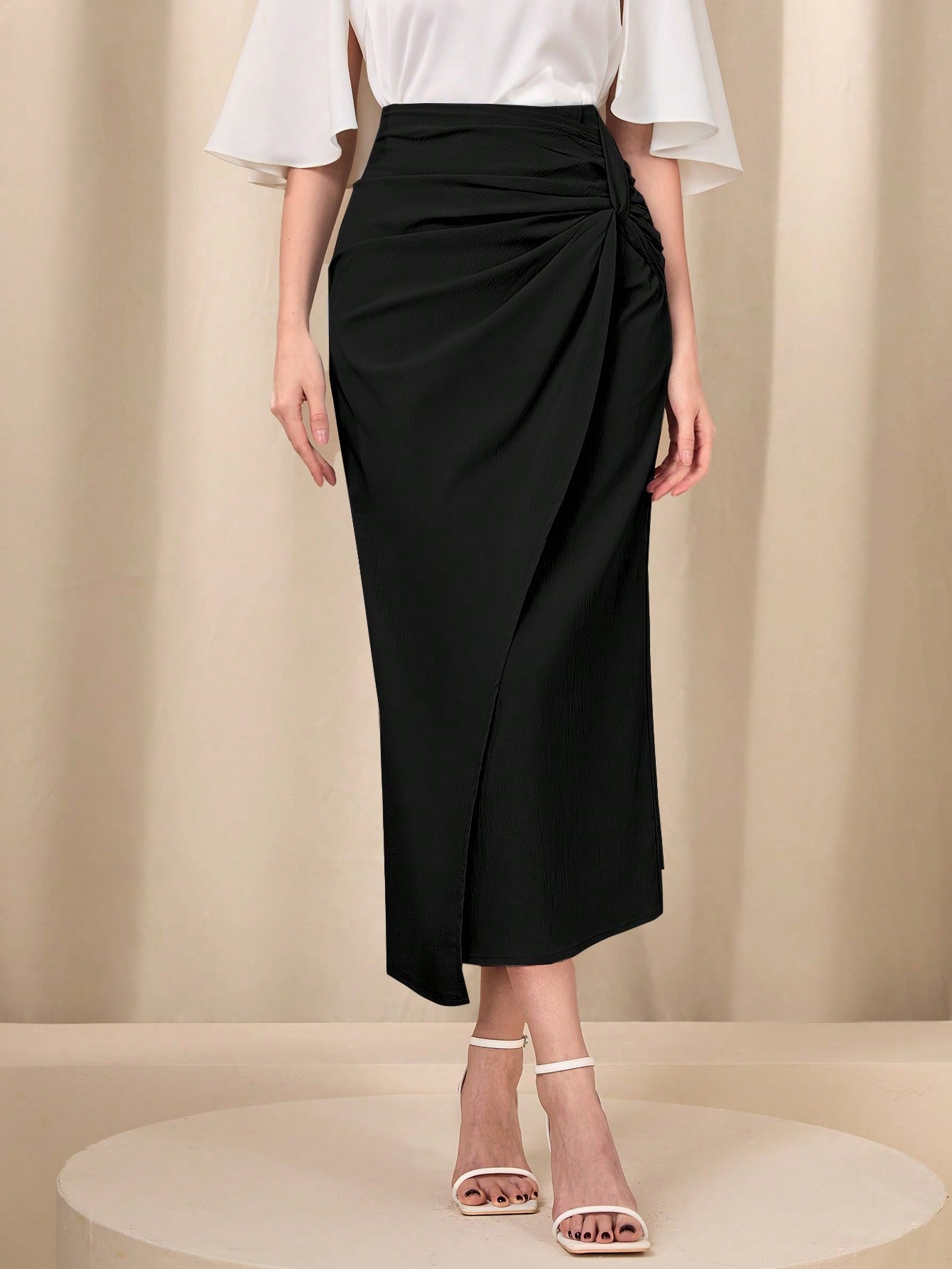 تنانير نسائية