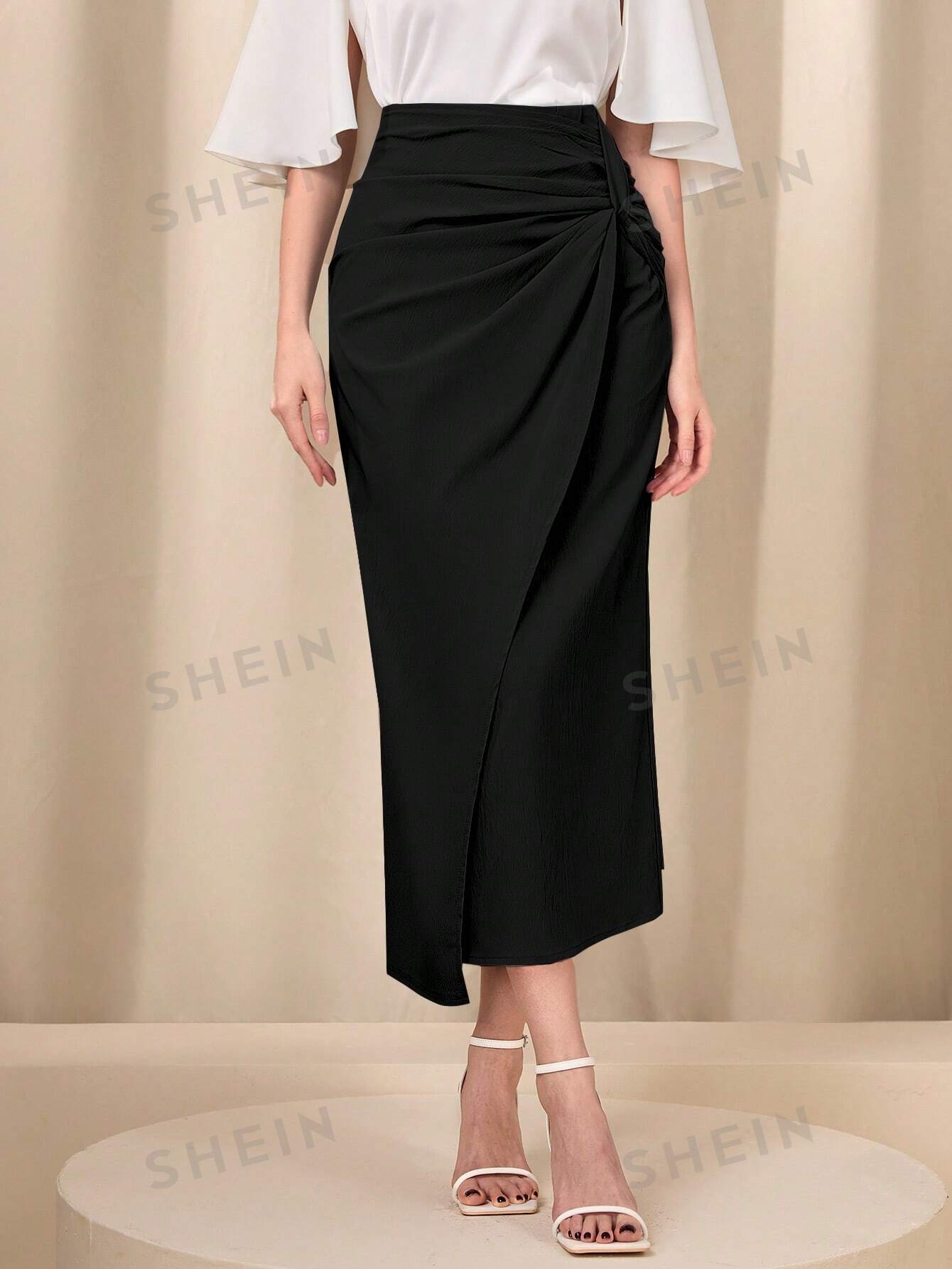 تنانير نسائية