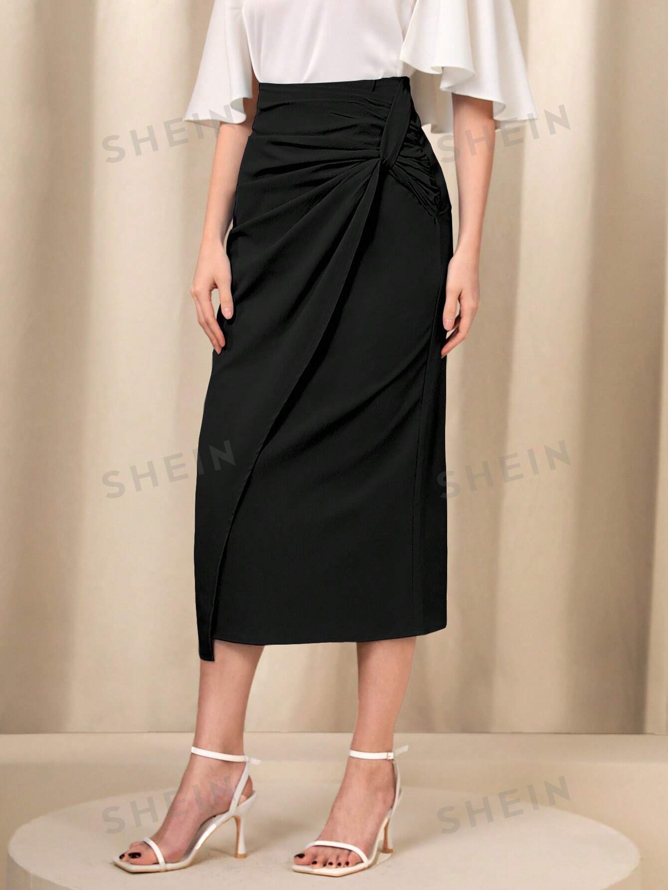 تنانير نسائية