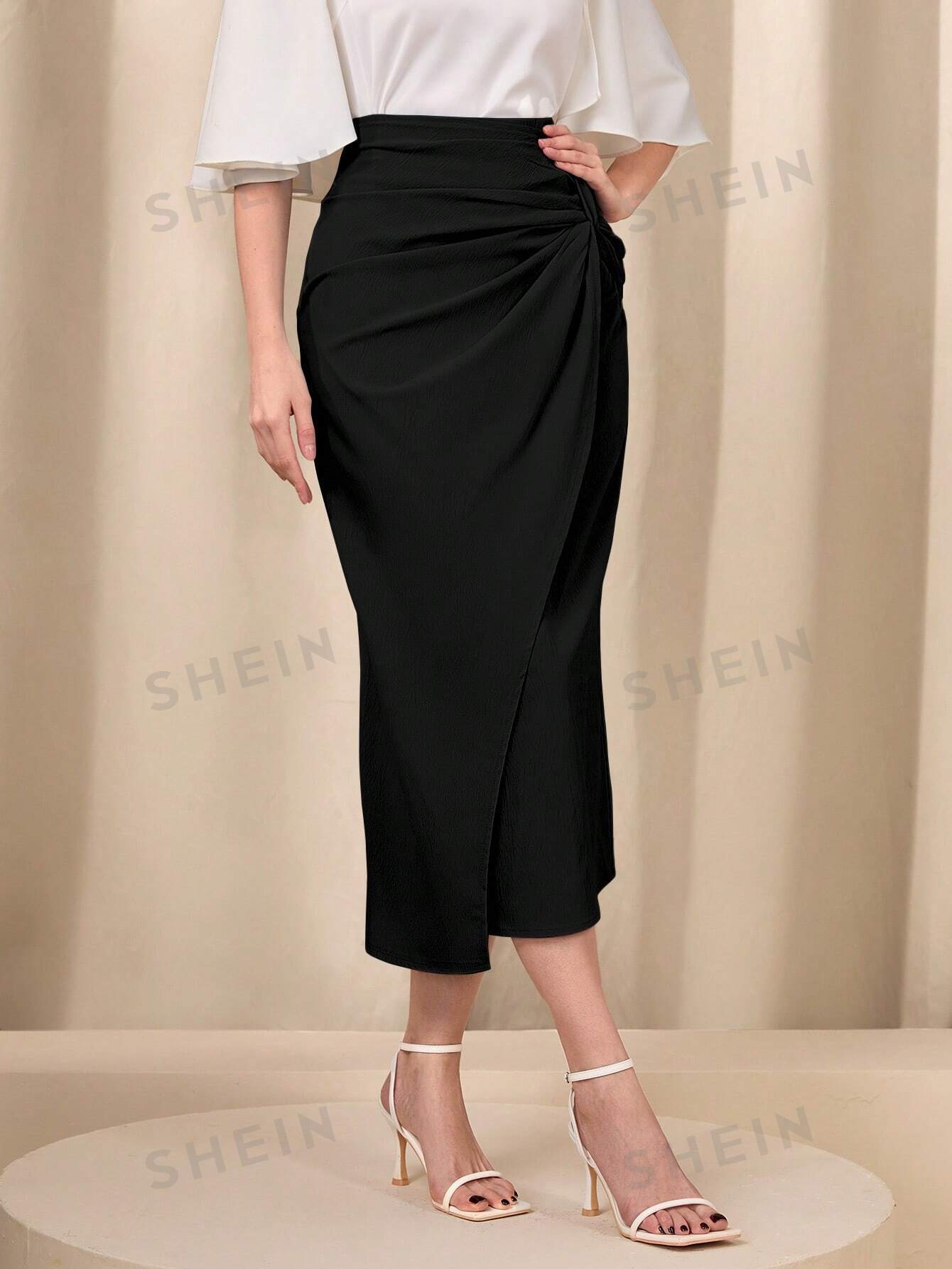 تنانير نسائية