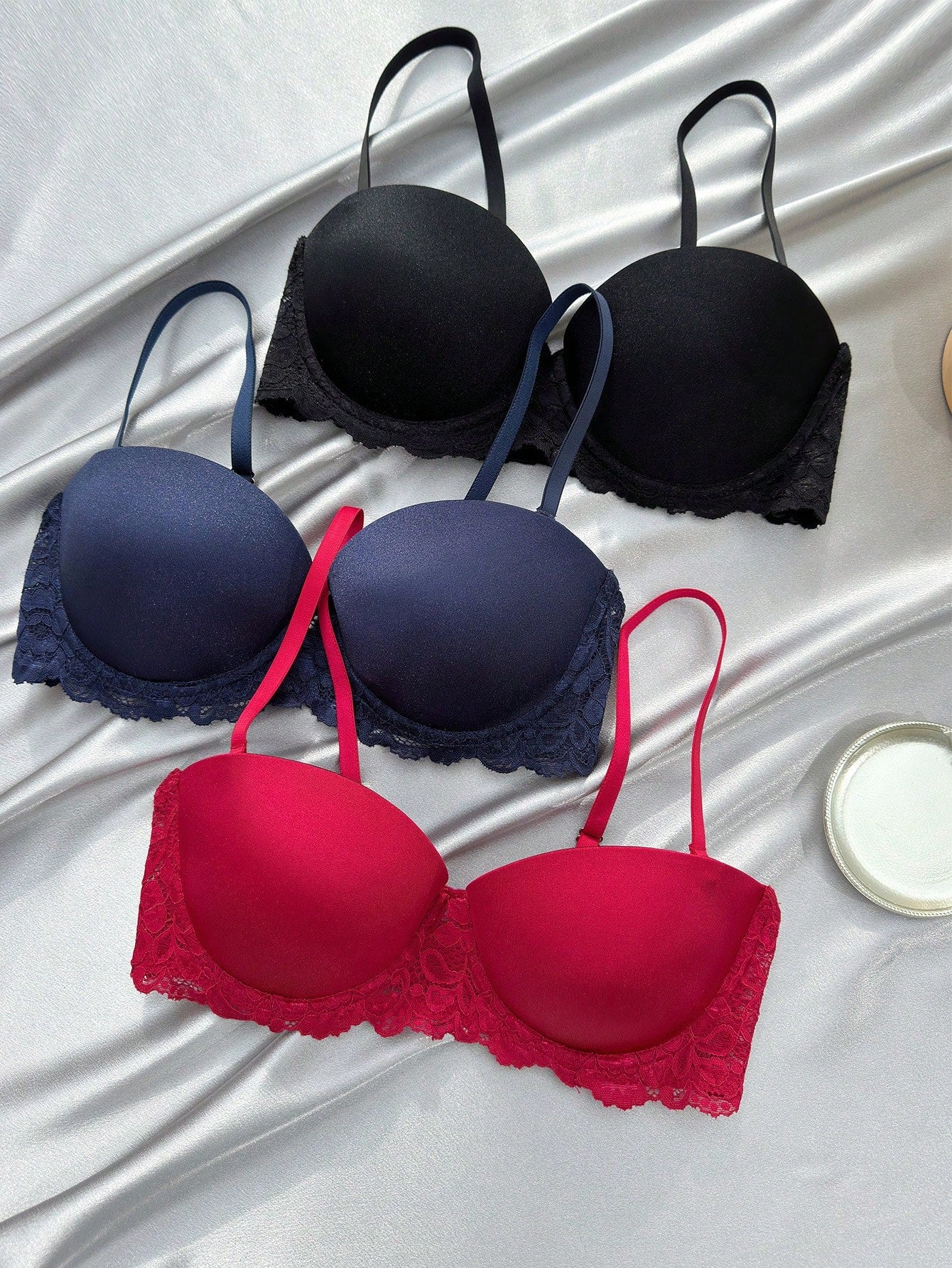 حمالة صدر دانتيل متباين اللون حلقة معدني 3 قطع