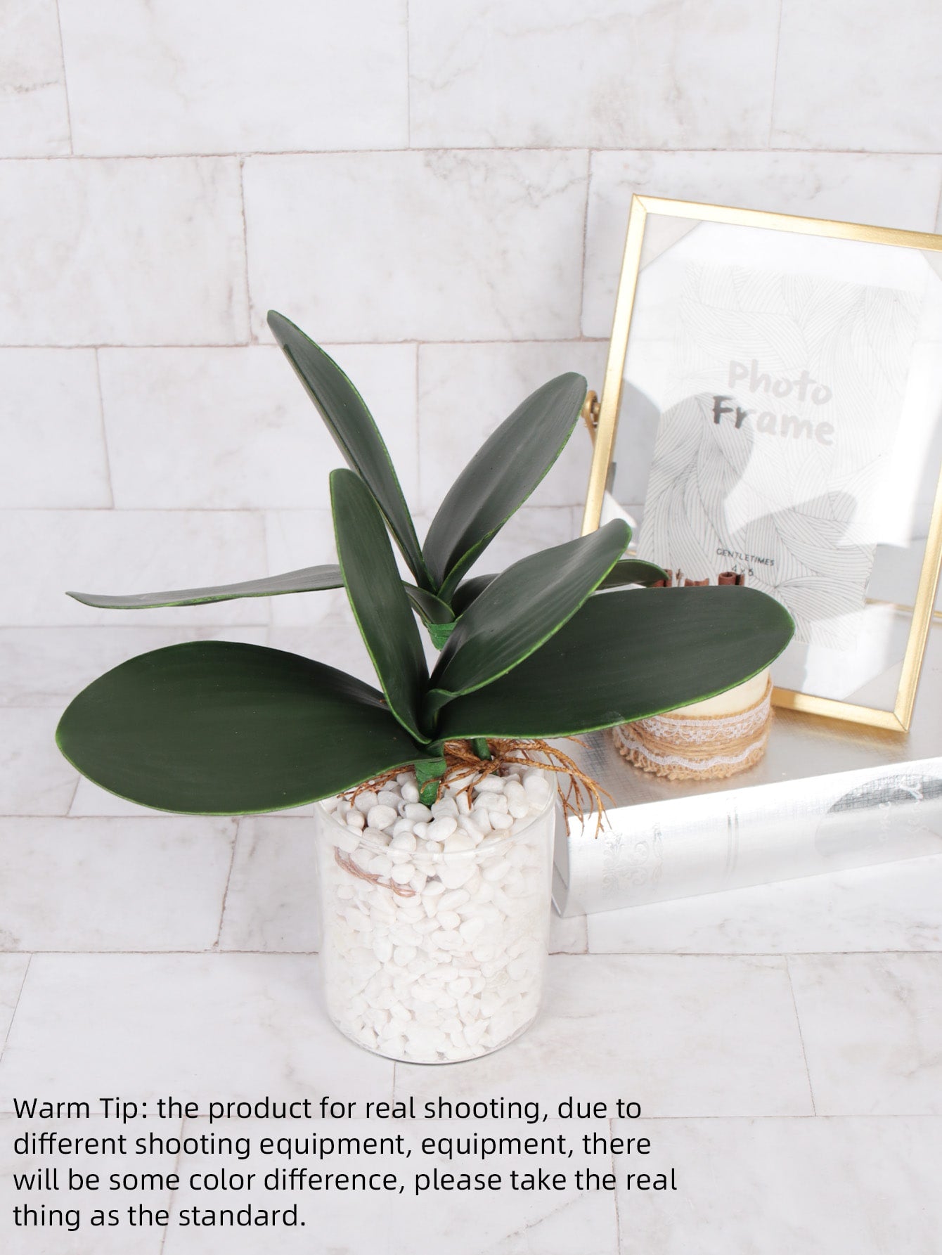 نبات صناعي خضراء اللون للتزين المنزل