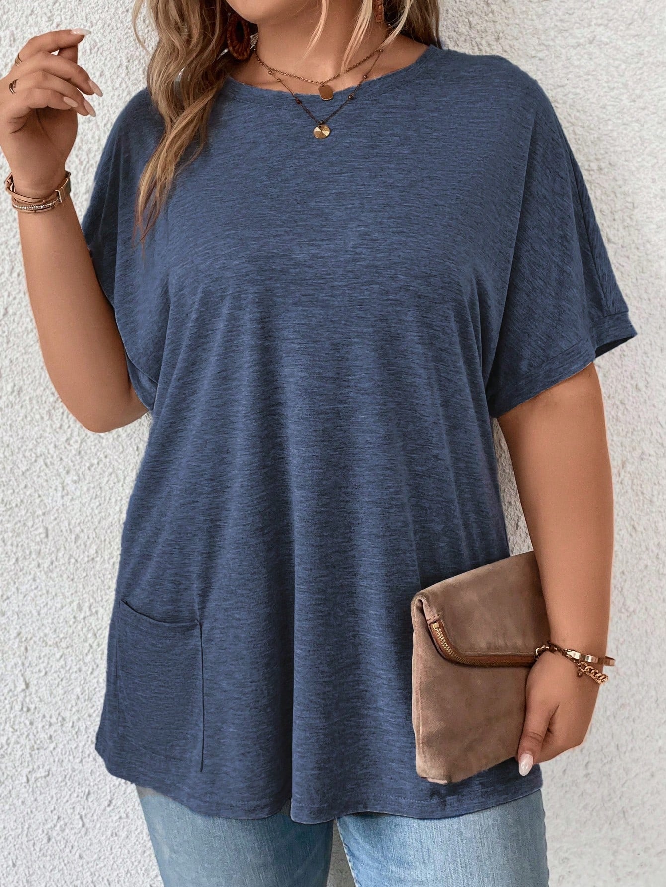 تي شيرت حجم كبير