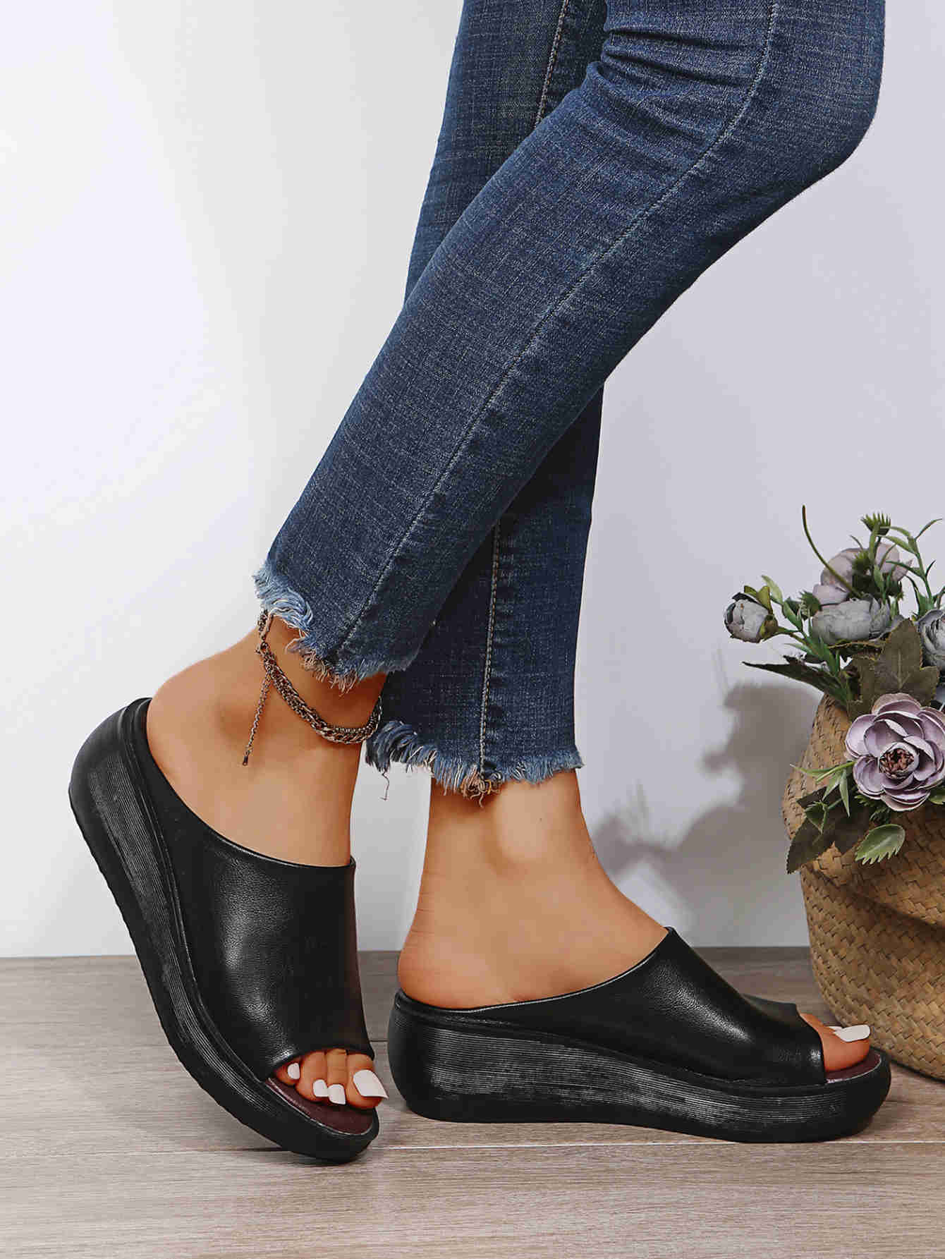 شبشب نسائي كاجوال عصري