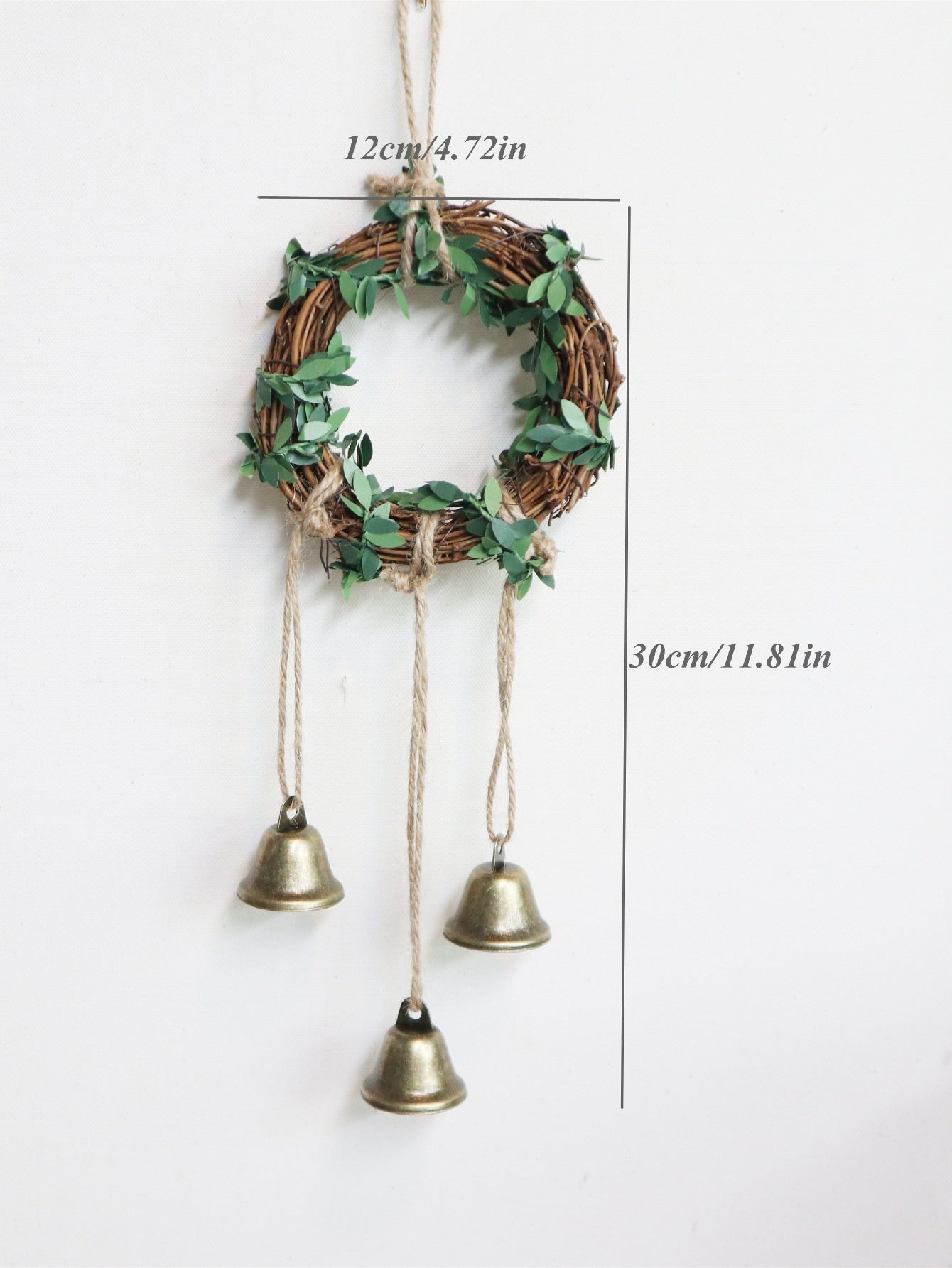 زينة زخرفية معلقة