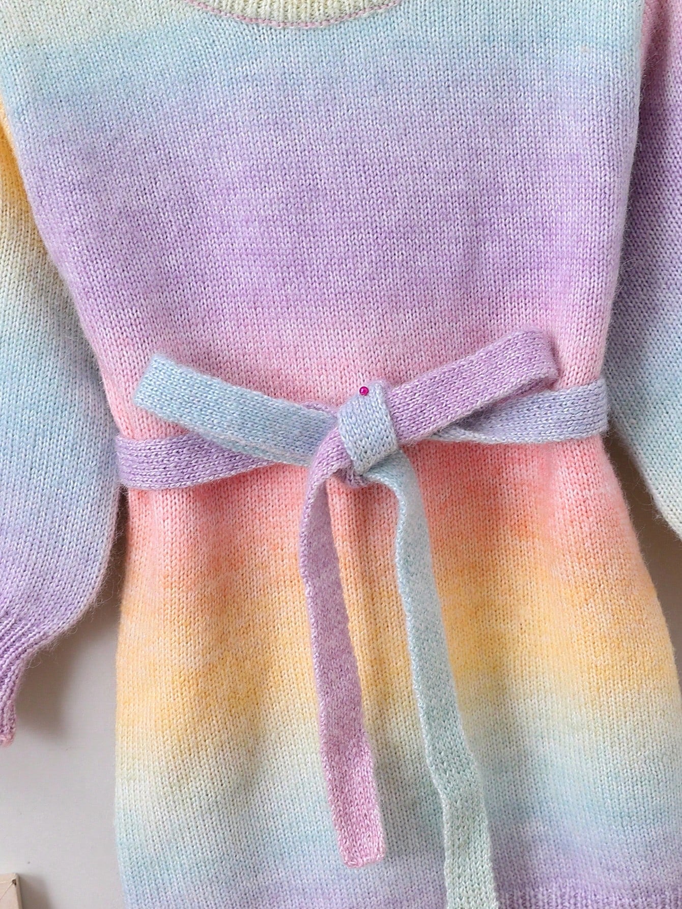 فستان صوفي ألوان متدرجة اكمام أسقف بنت طفل