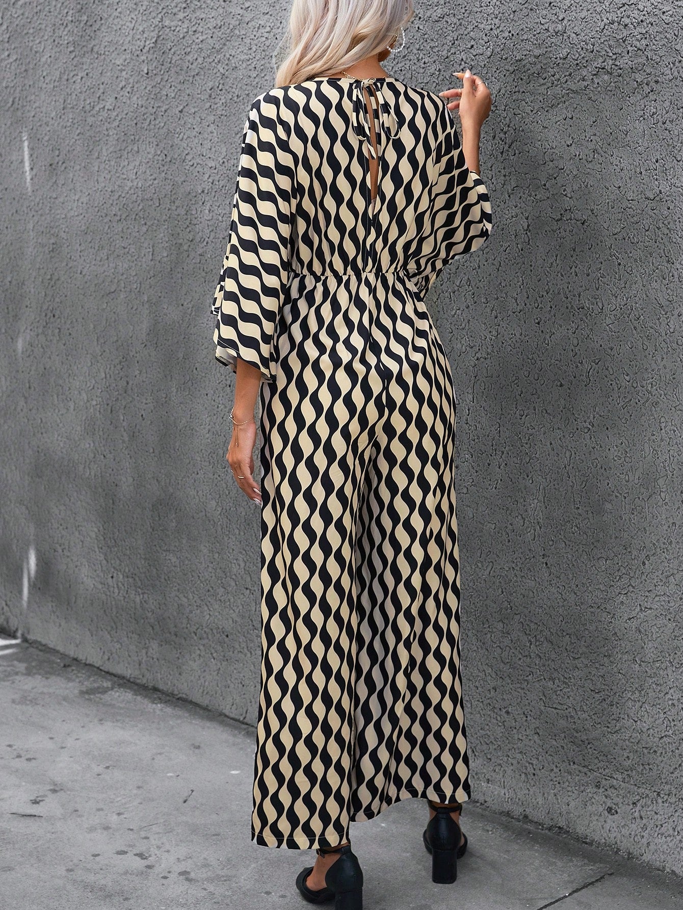 بدسويت بساق واسع طباعة شامل اكمام جناح الخفاش