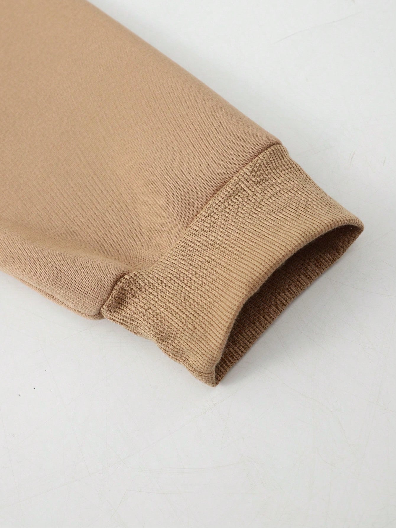 بلوفر مبطن من الداخل بطباعة الباندا والفراشة