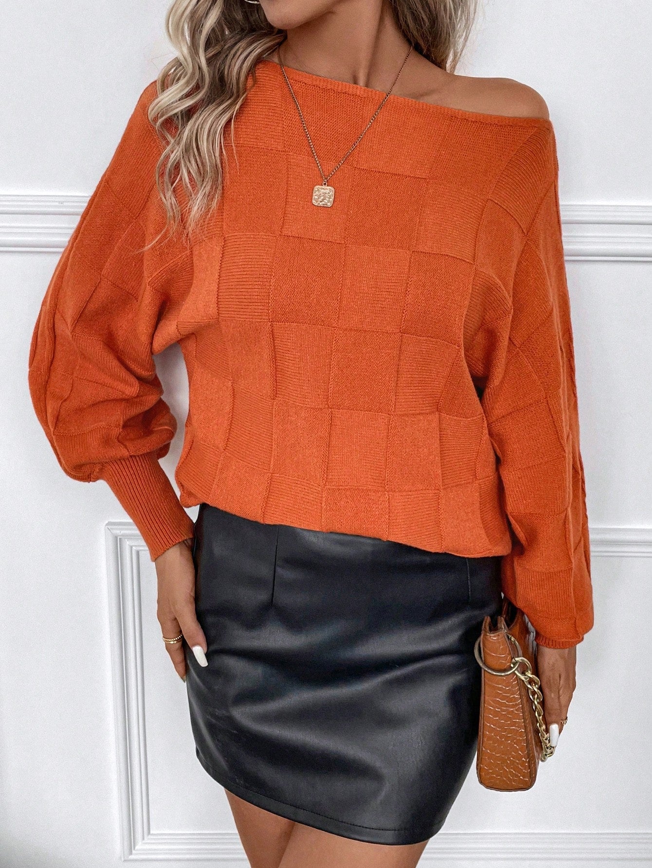 كنزة صوف موحدة اللون اكمام أسقف