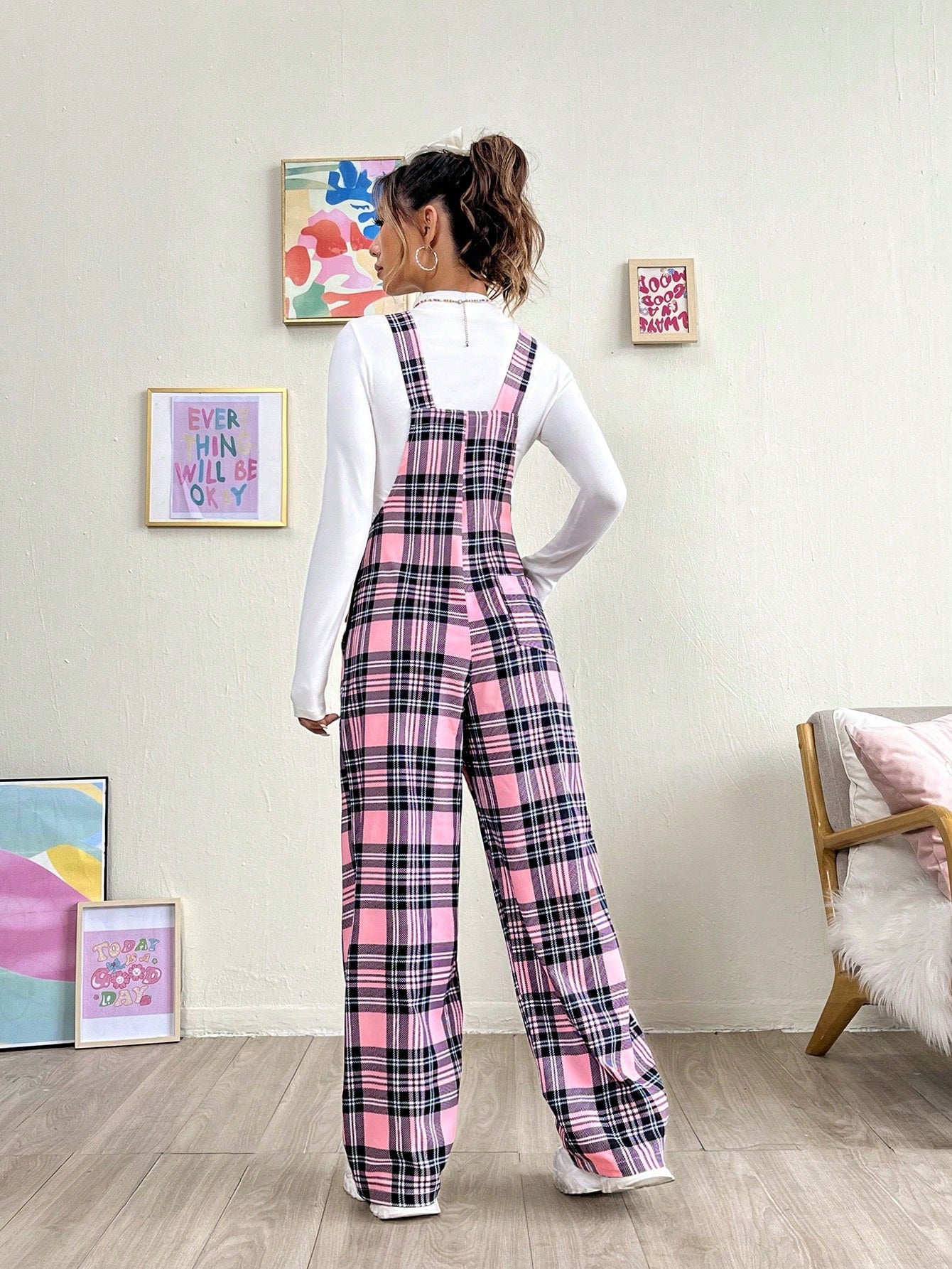 جمبسوت بحمالات طباعة مربع النقش جيب مائل بدون تي شيرت