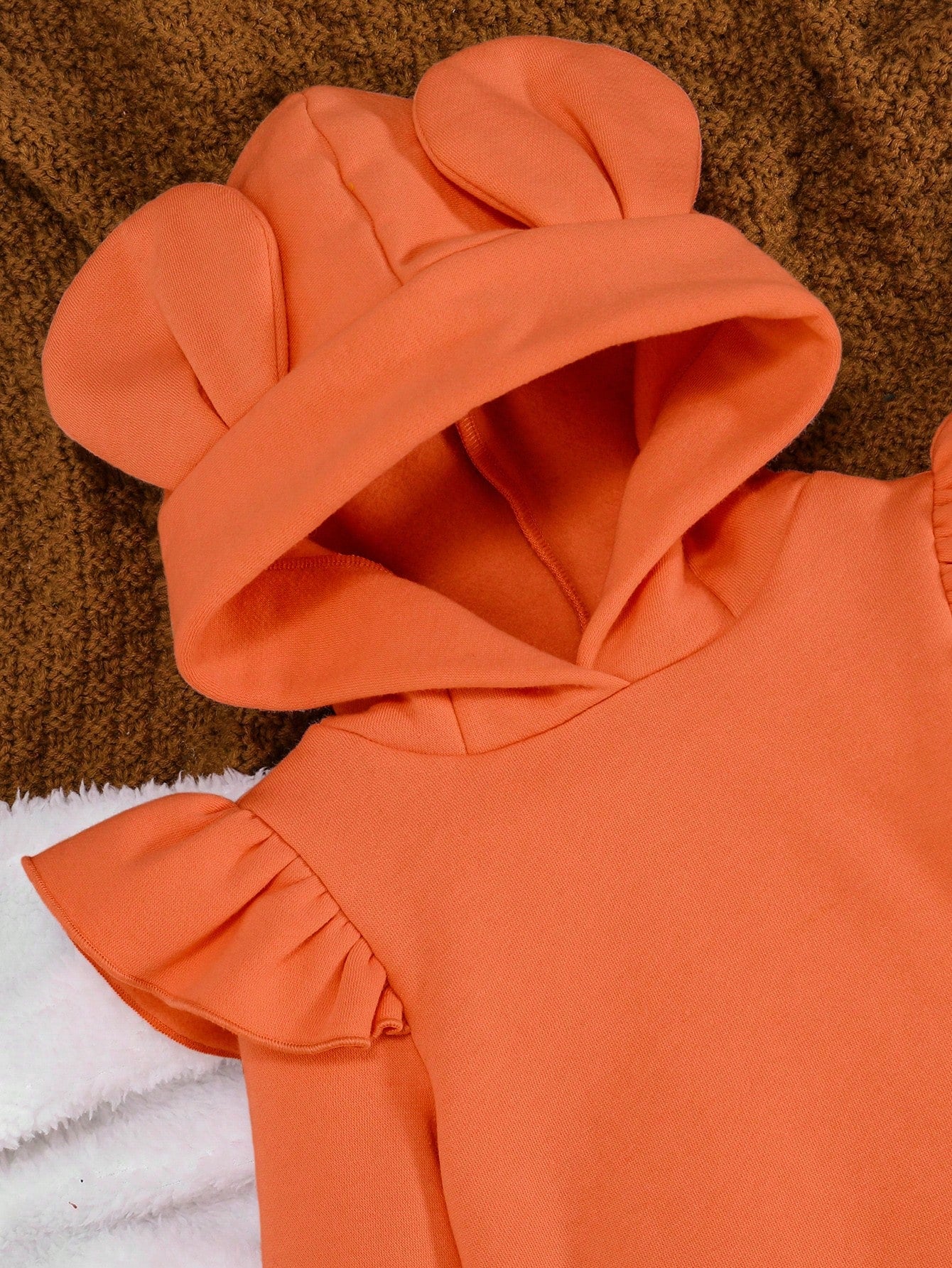 أطقم للأطفال البنات