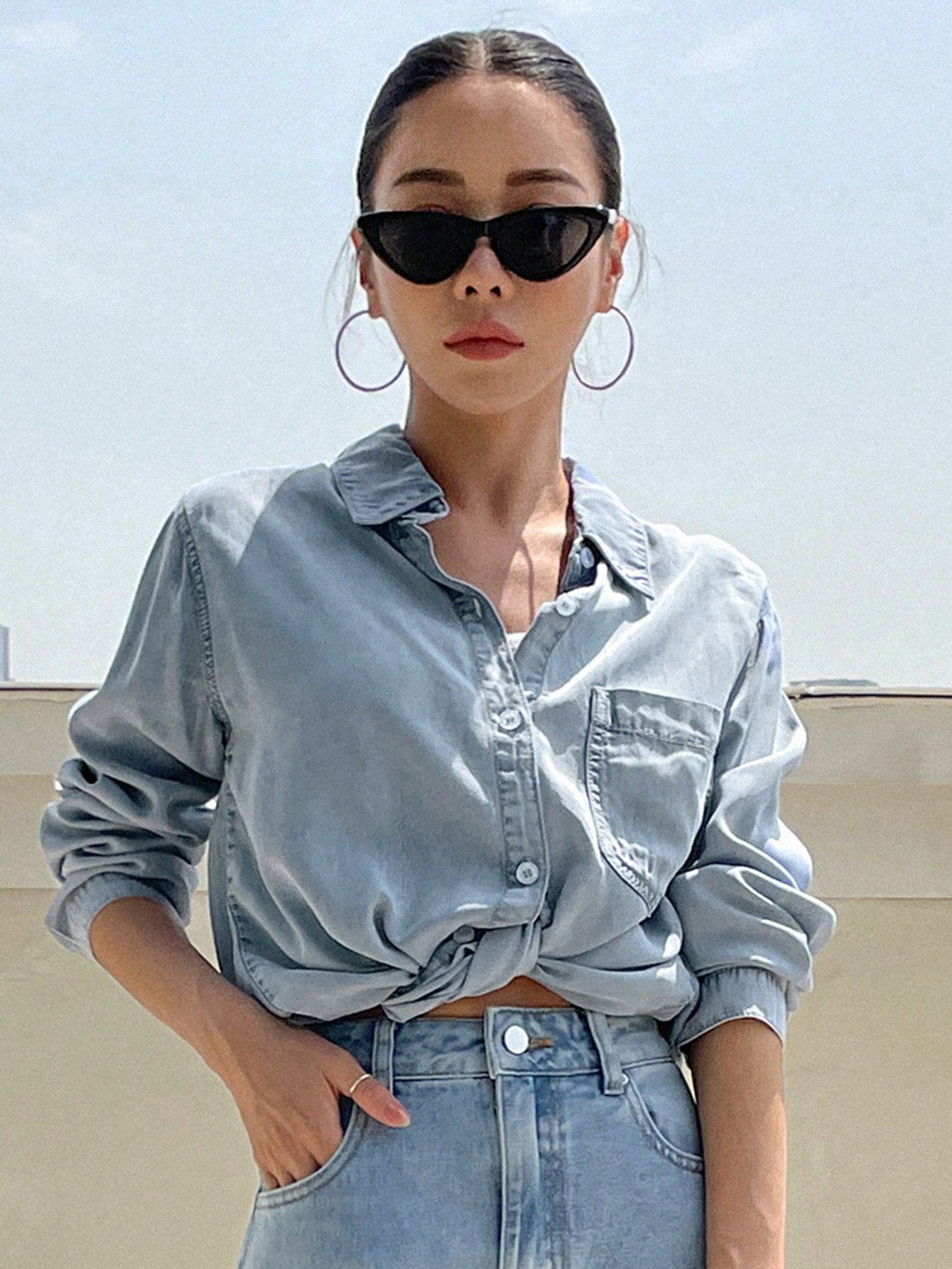 لباس علوي دنيم مرقع جيب أزرار أمامية