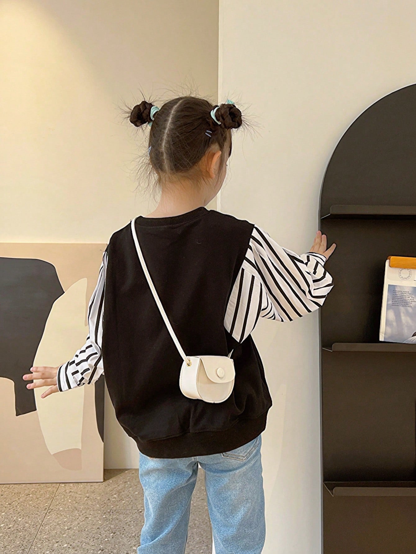 حقيبة كتف جلدية صغيرة للأطفال