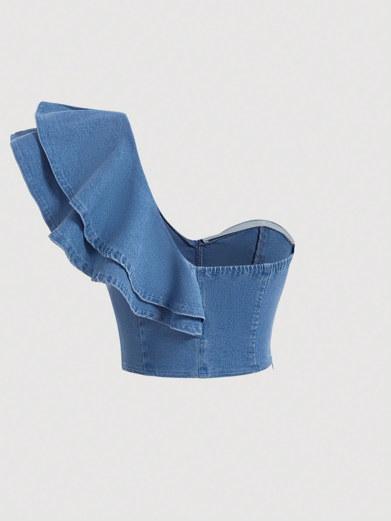 بلوزة جينز بكم مكشوف بكتف واحد واكمام مجعدة للنساء