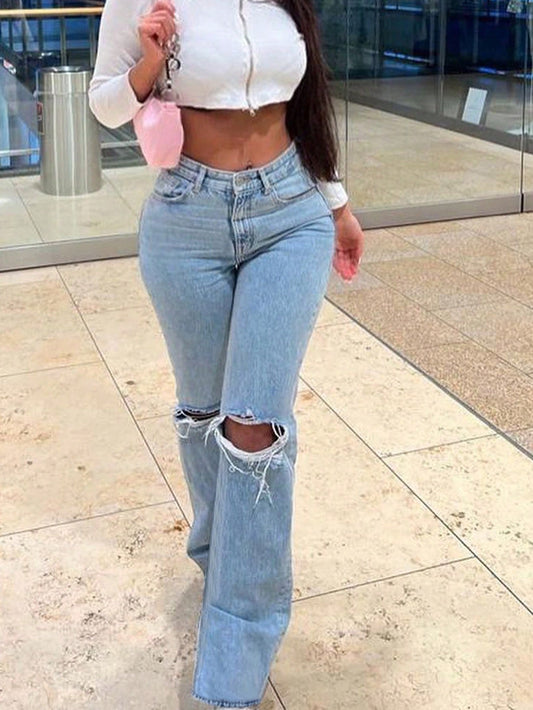 بنطلون جينز عاري الدم ذو فتحات وشقوق ، عصري ومثالي للإطلالة الكاجوال